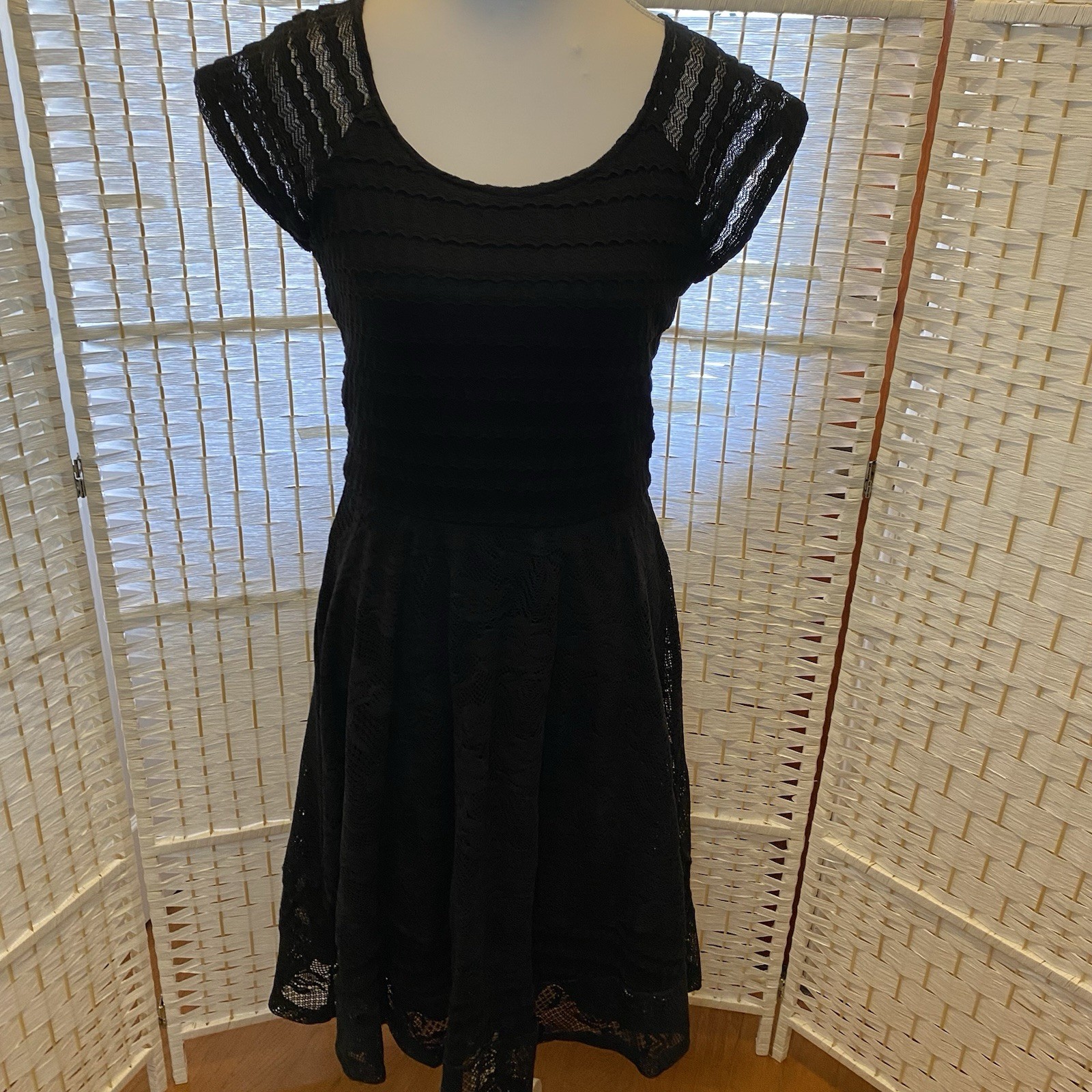 Black Floral Lace Dress By NY Collection size XS