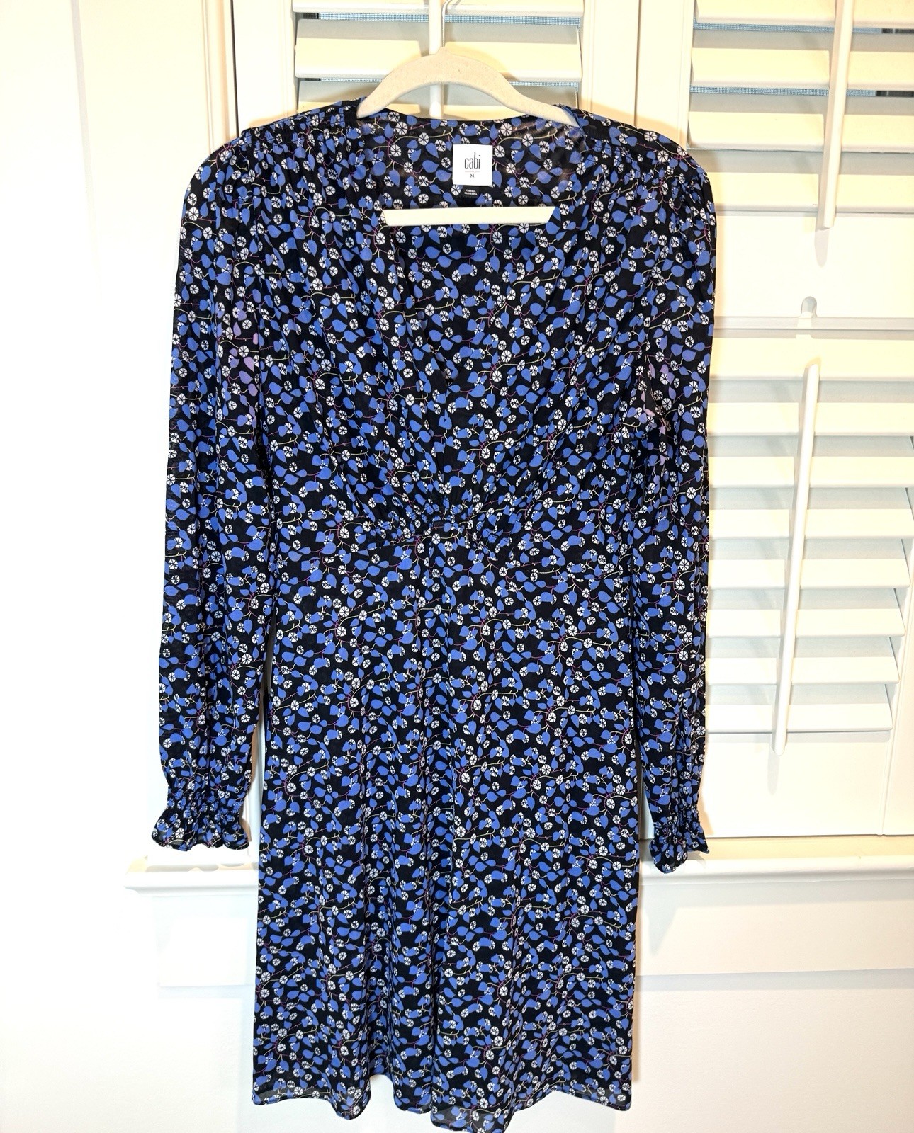 Cabi Blue Floral Mesh Dress Size M Long Sleeve V Neck Women’s EUC