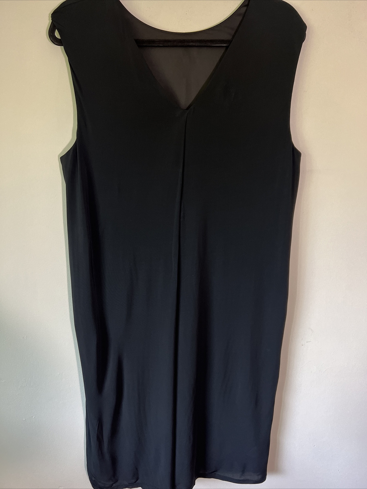 Helmut Lang Black Sleeveless Stretch Jersey V-Back Pullover Shift Dress Large