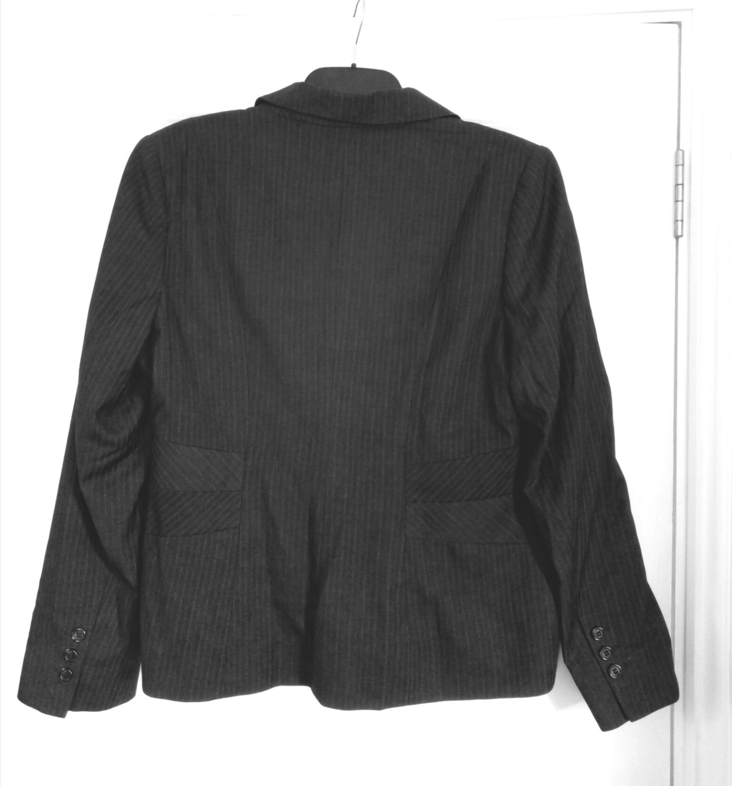 WOMEN STRIPPED 2 PIECE OFFICE TROUSERS SUIT JACKET.. BNWT SIZE 18/20