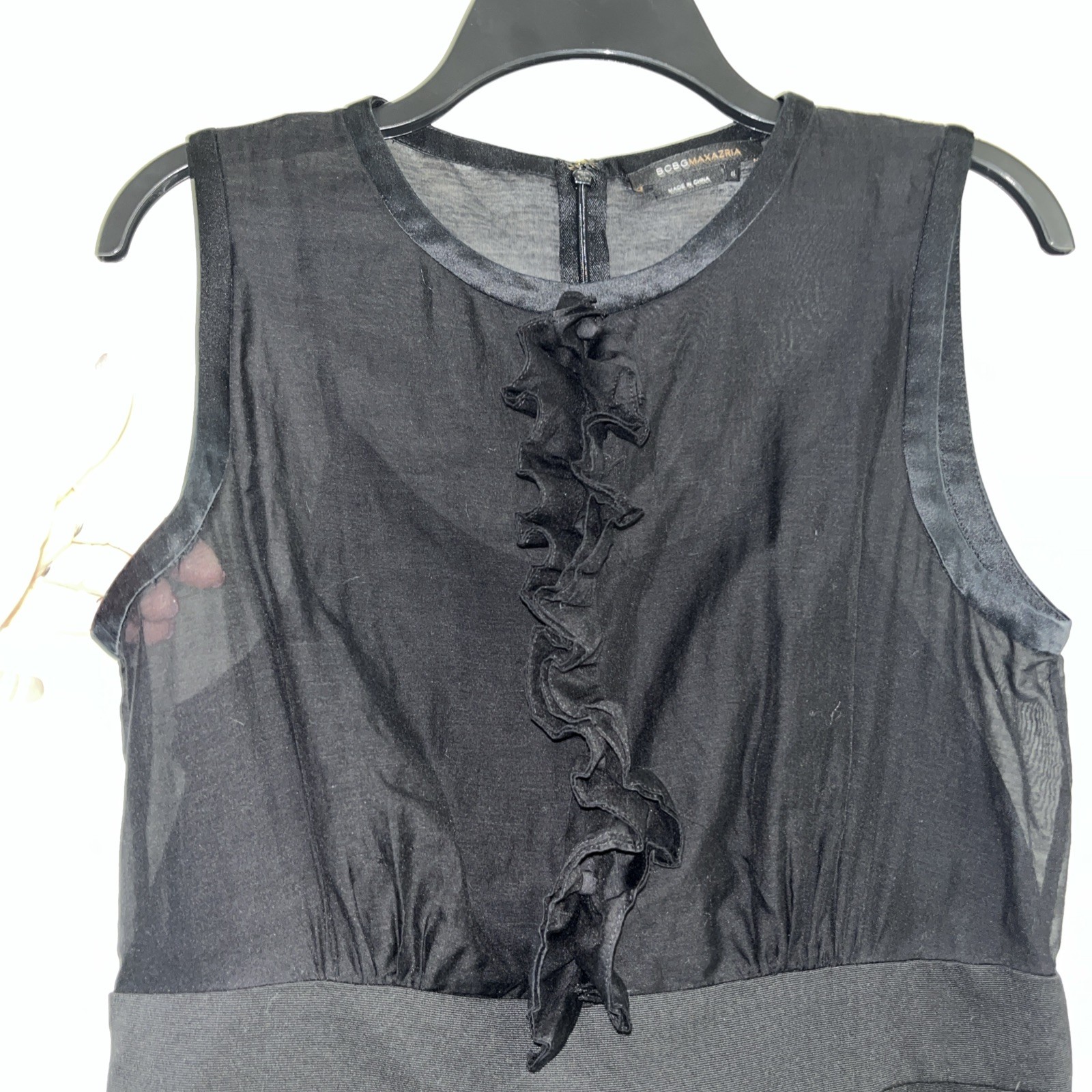 BCBG Maxazria Women’s Sleeveless Black Dress Size 8 Pockets Sheer Lined Top Zip