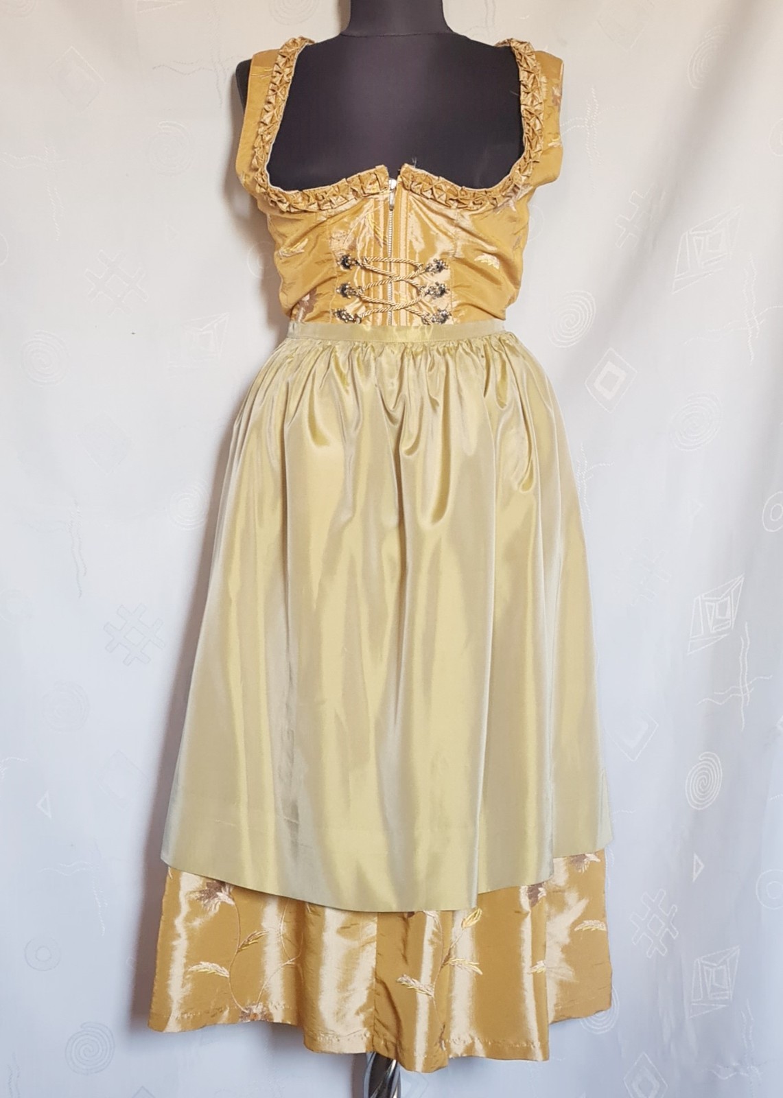DRESS VINTAGE STEINDL TRACHTEN TYROL OKTOBERFEST DIRNDL YELLOW WOMENS US 6 EU 34
