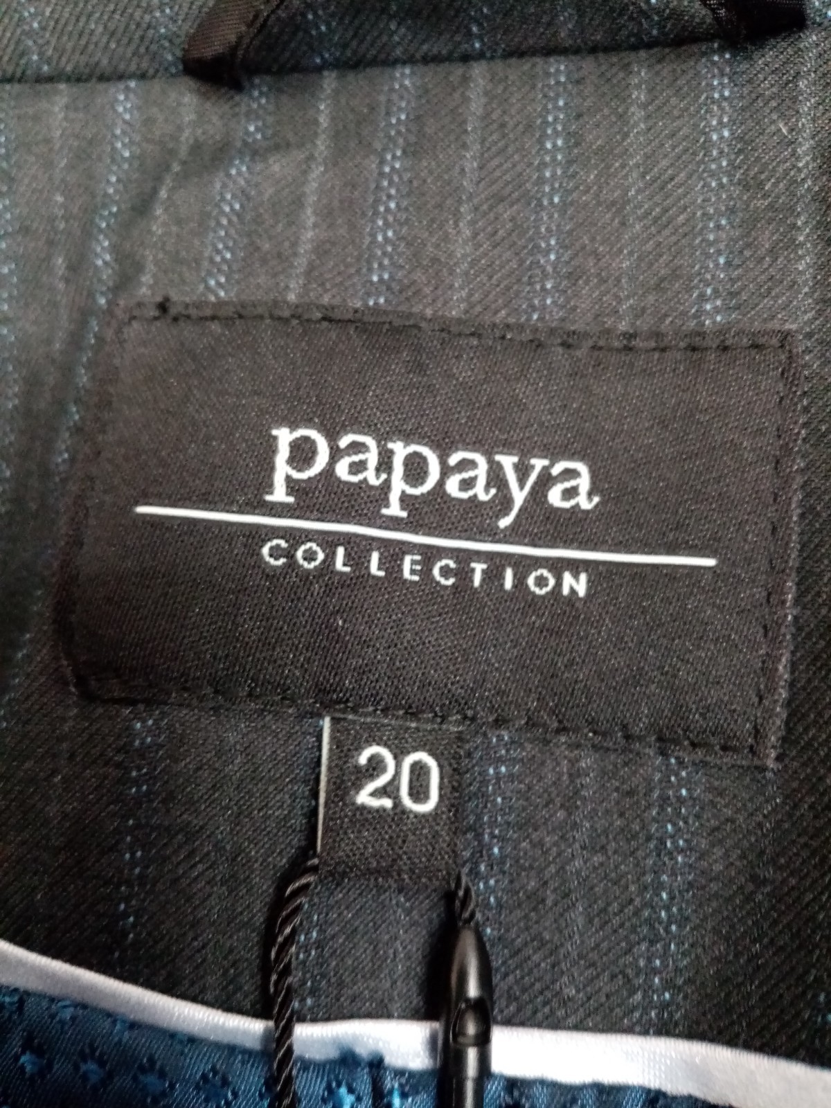 WOMEN STRIPPED 2 PIECE OFFICE TROUSERS SUIT JACKET.. BNWT SIZE 18/20