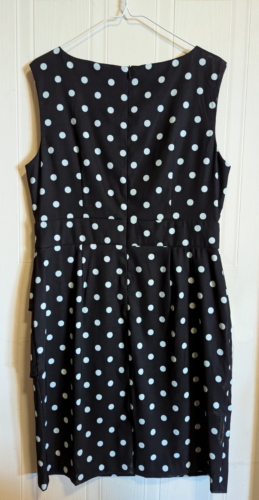 Signature Sabrina Black White Polka Dot Sheath Dress Sleeveless Knee Length