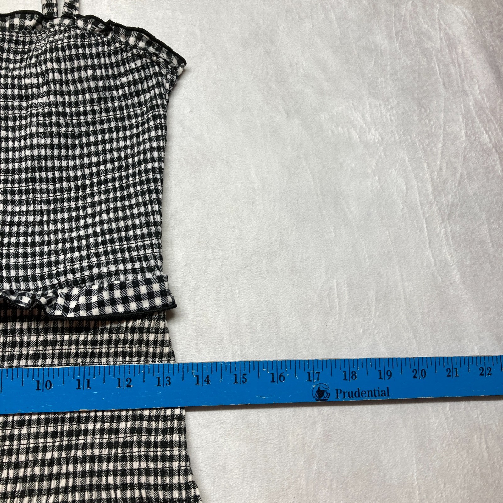 No Boundaries Dress Size Small Smocked Gingham Ruffled Sheath Bodycon Sleeveless