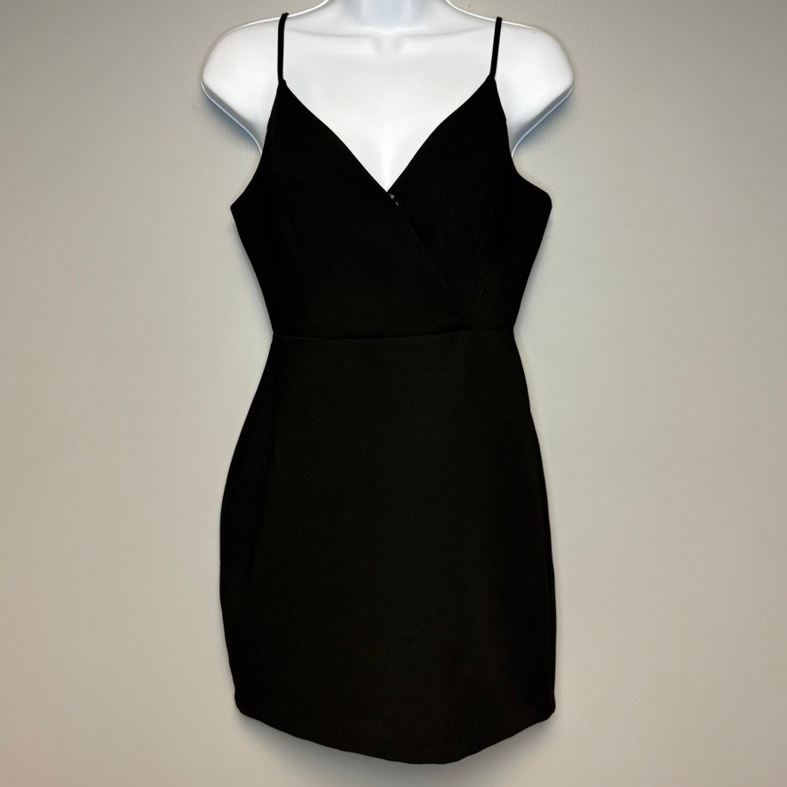 NWT BCBGeneration Little Black Dress LBD Mini Spaghetti Strap V-Neck Sz 4