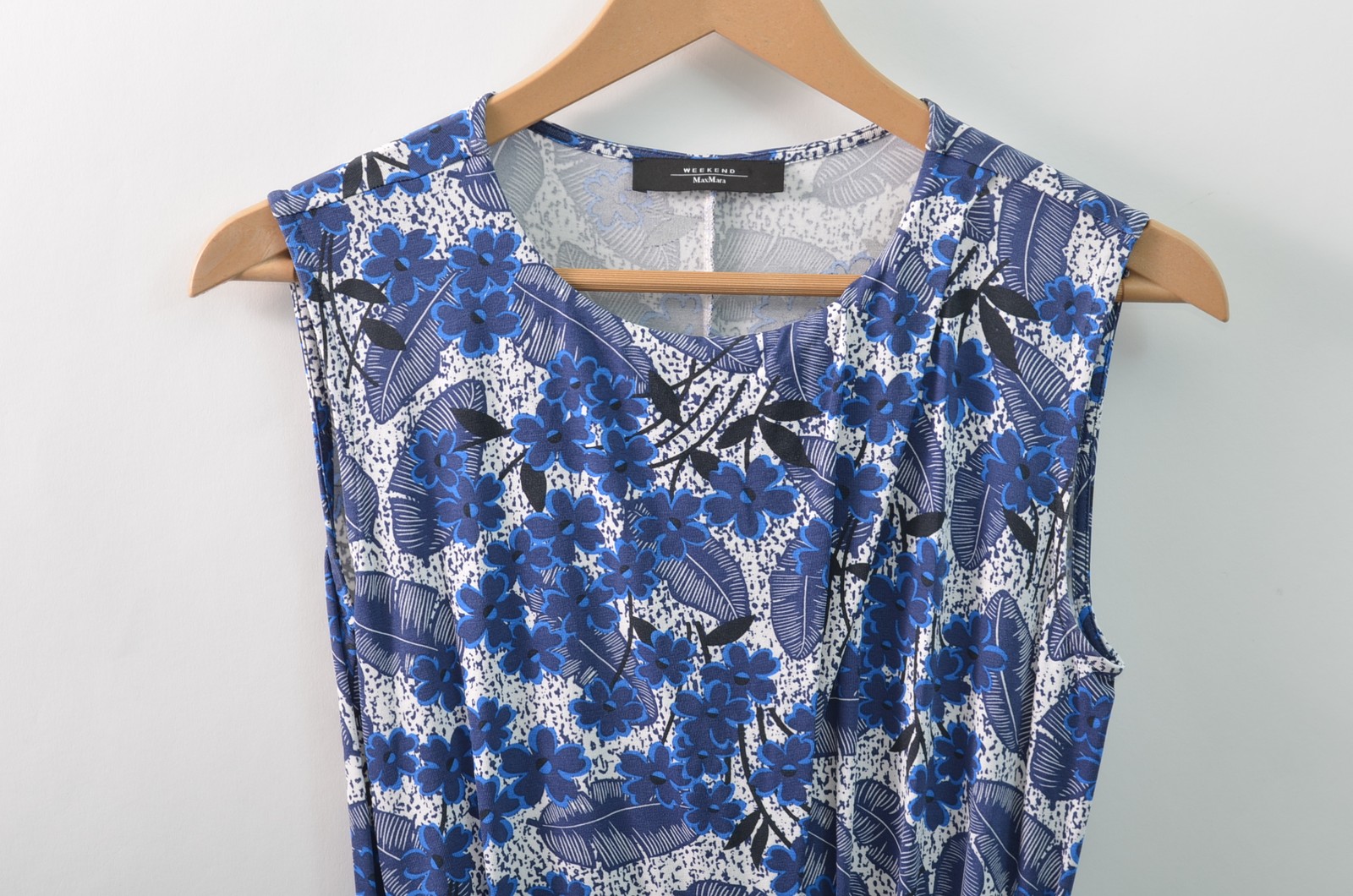 Max Mara Womens Small Sheath Knee Length Blue Knit Stretch Lyocell Blend Floral