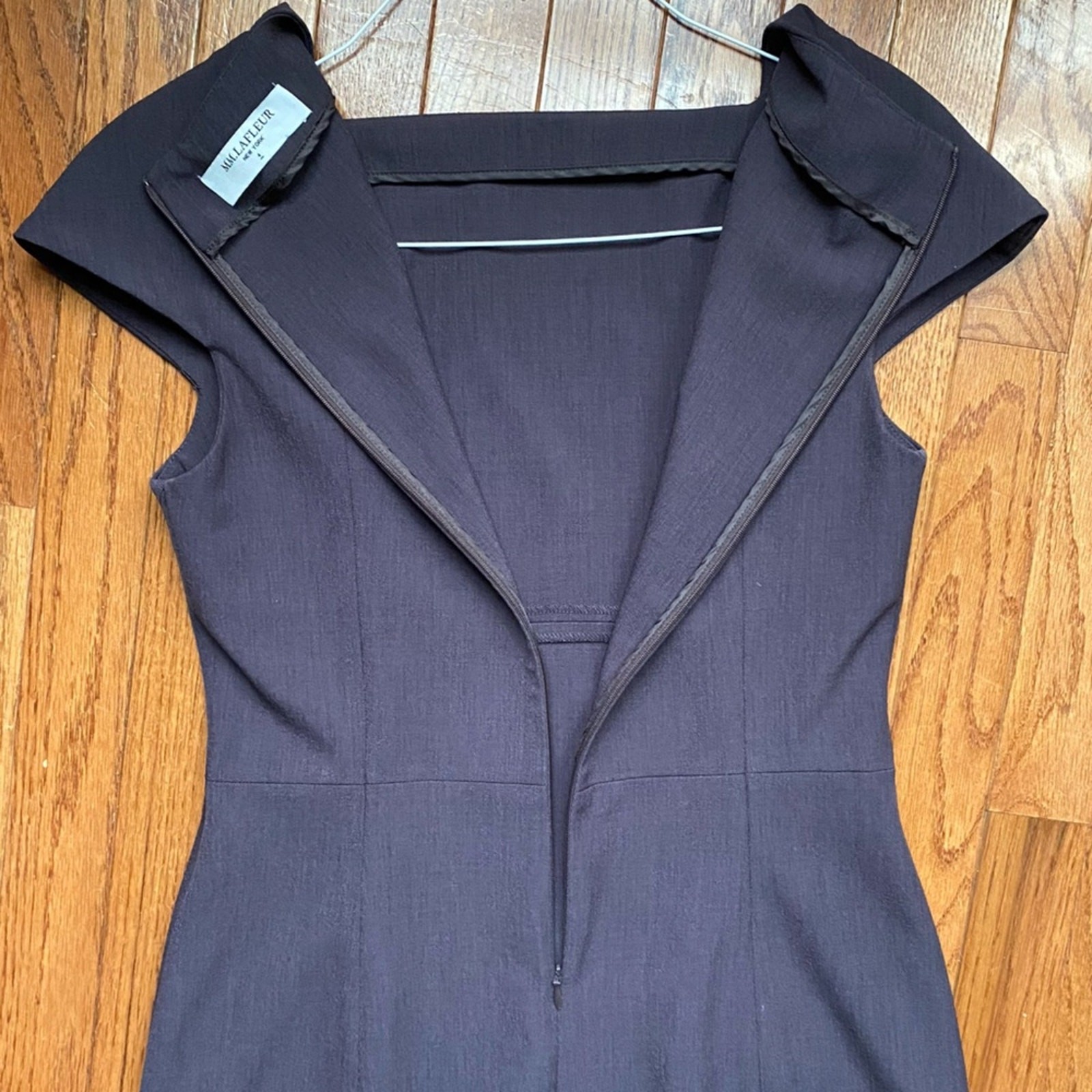 MM LaFleur The Shanna Washable Dress—Dark Brown sz 4 EUC