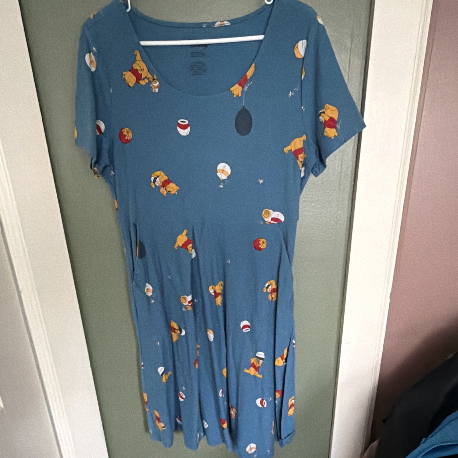 Disney Winnie the Pooh Women’s Blue V-Neck Knit T-Shirt Dress Knee Size 0
