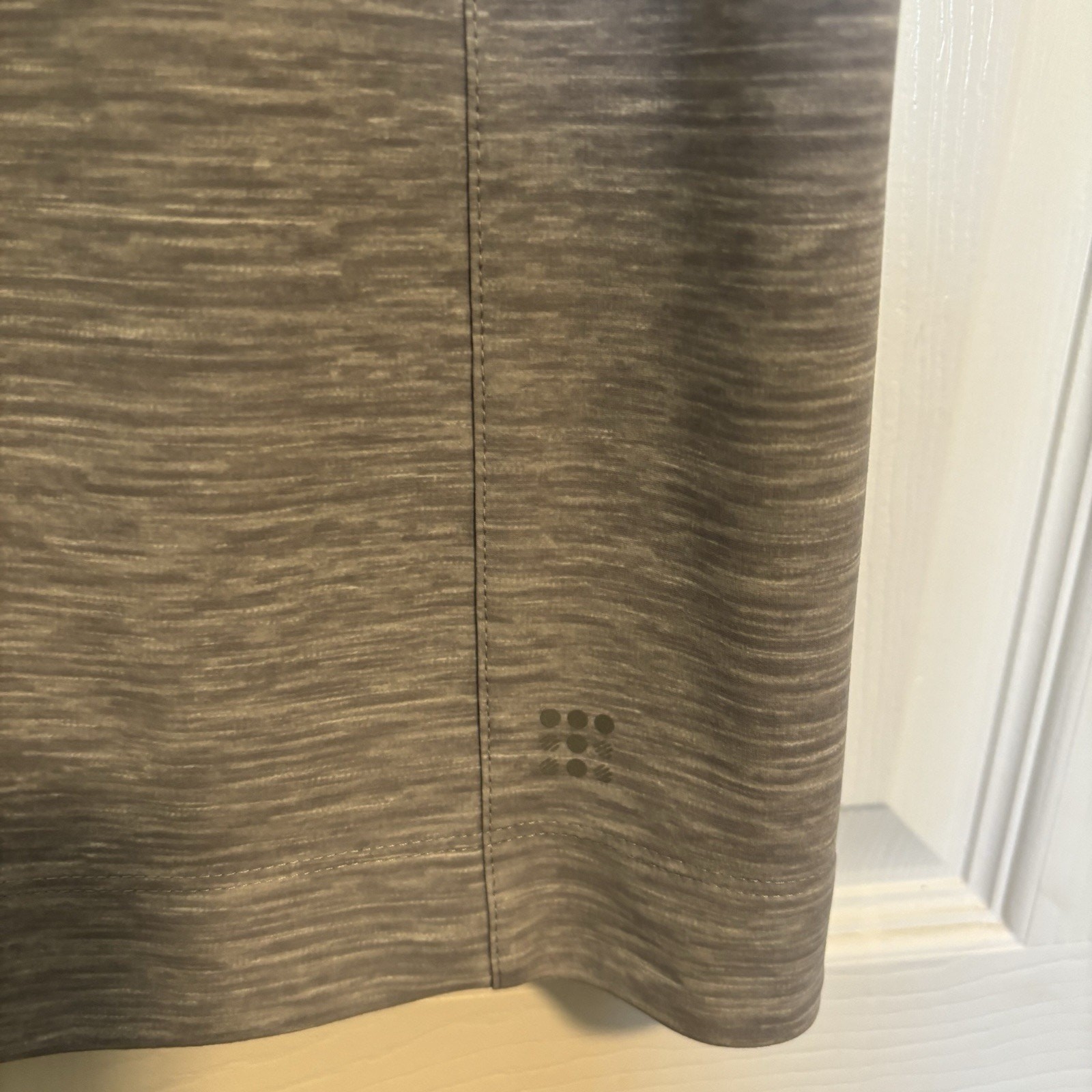 Women’s Title None Stretch Perforated Sleeve Gray Dress Size Small