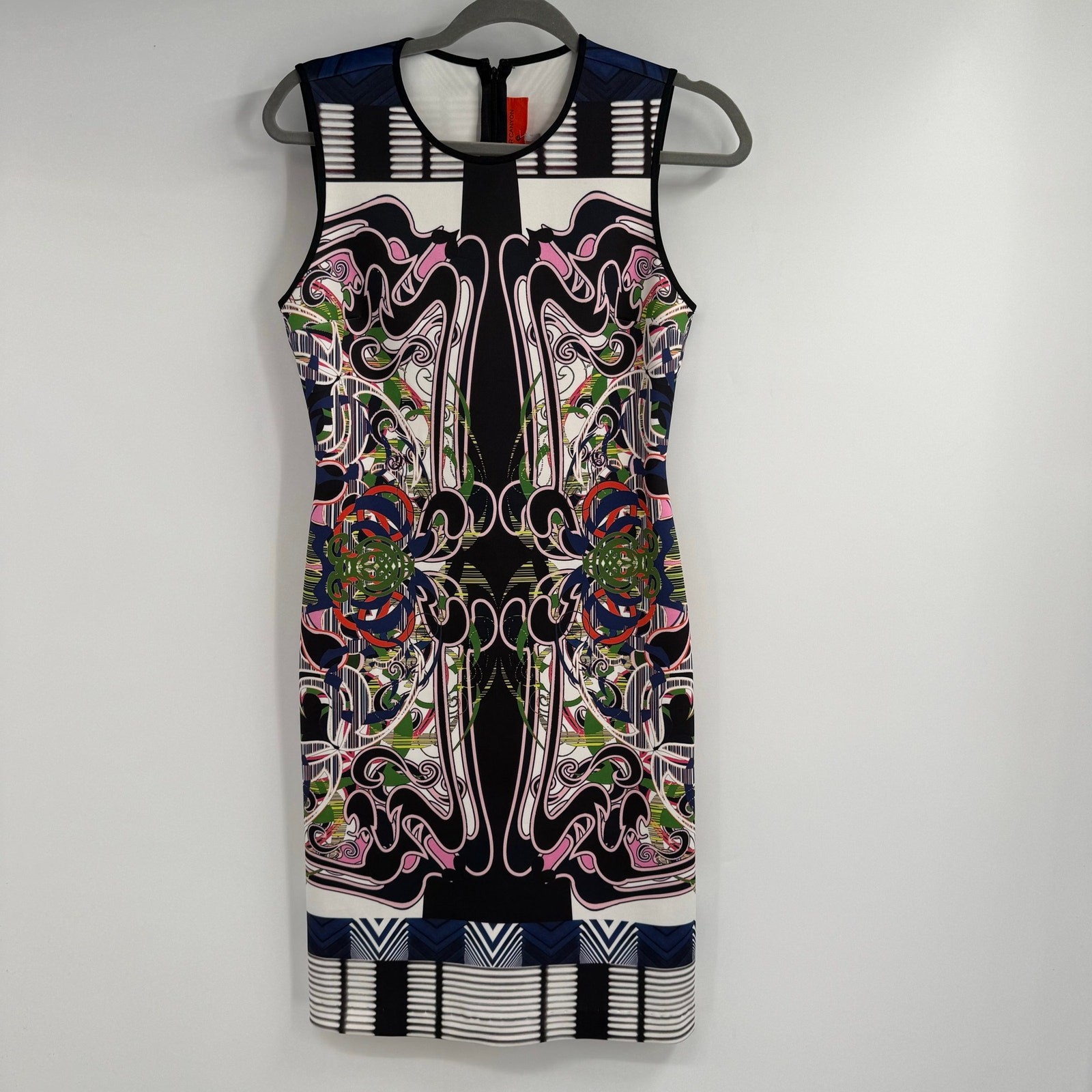 Clover Canyon Swirling Scarf Sheath Dress Womens Large Kaleidoscopic Graphic