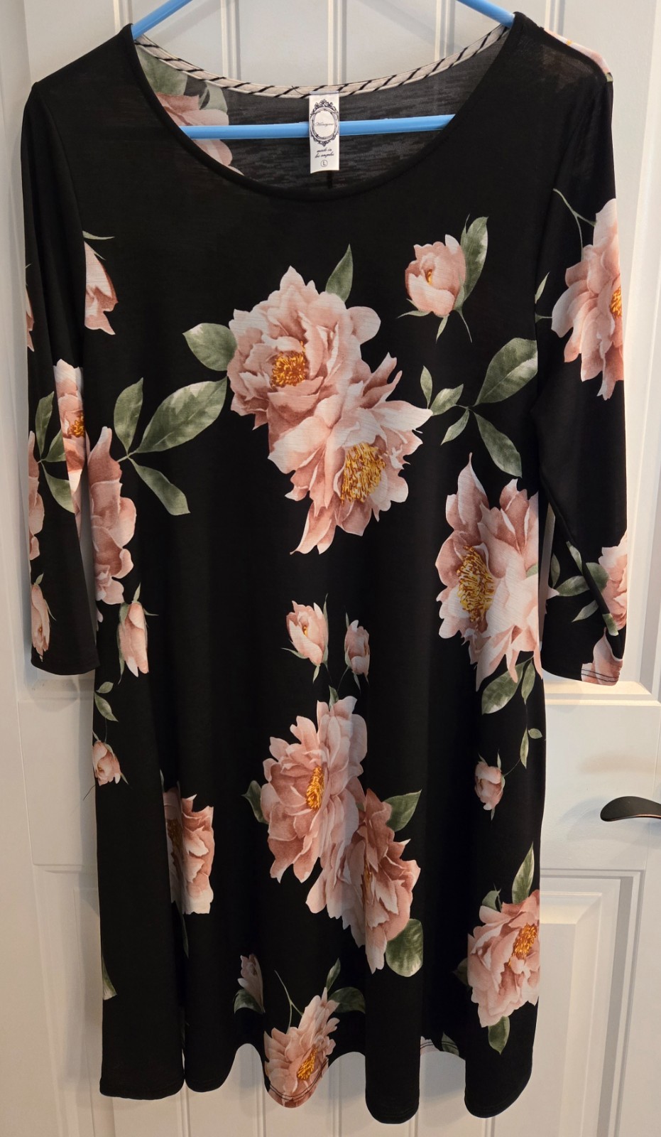 EUC – Honeyme Dress Large (L) Multicolored Black Floral Polyester/Spandex