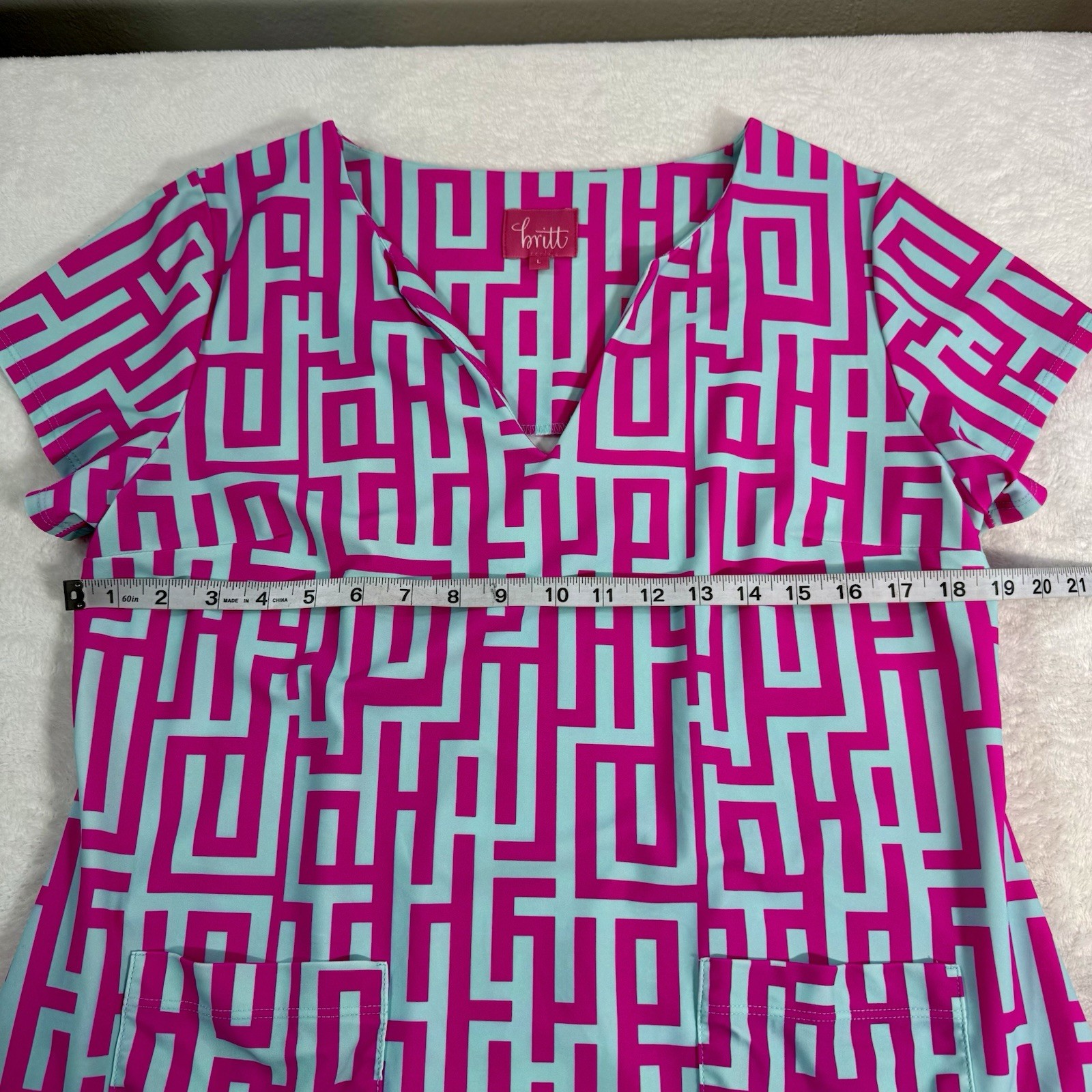 Britt by Britt Ryan Pink Blue Shift Dress Sz LG Nylon/Spandex V Neck Pockets