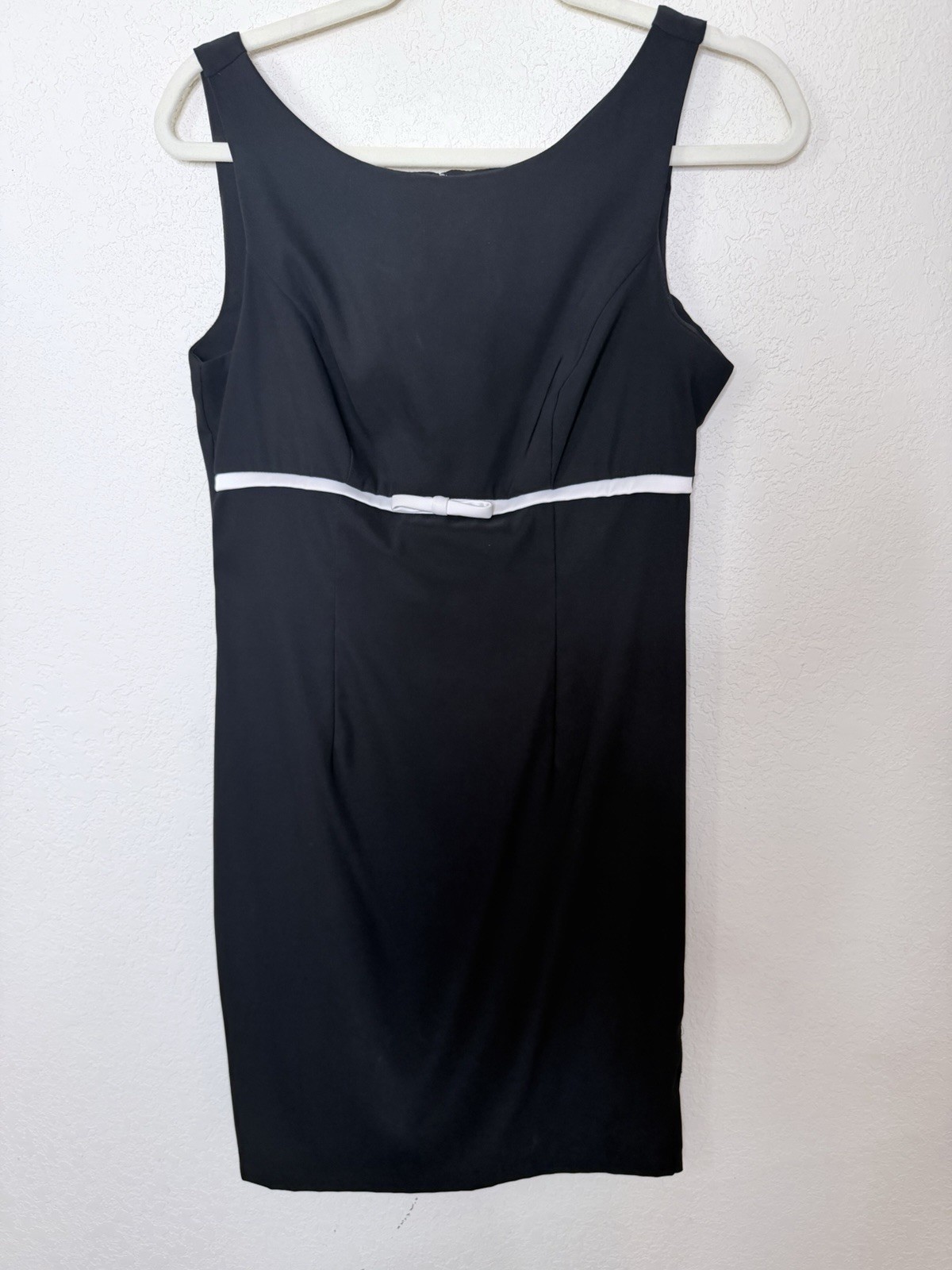 Sheath Dress Juniors 7/8 Sleeveless Empire Waist Bow Contrast Trim Cocktail
