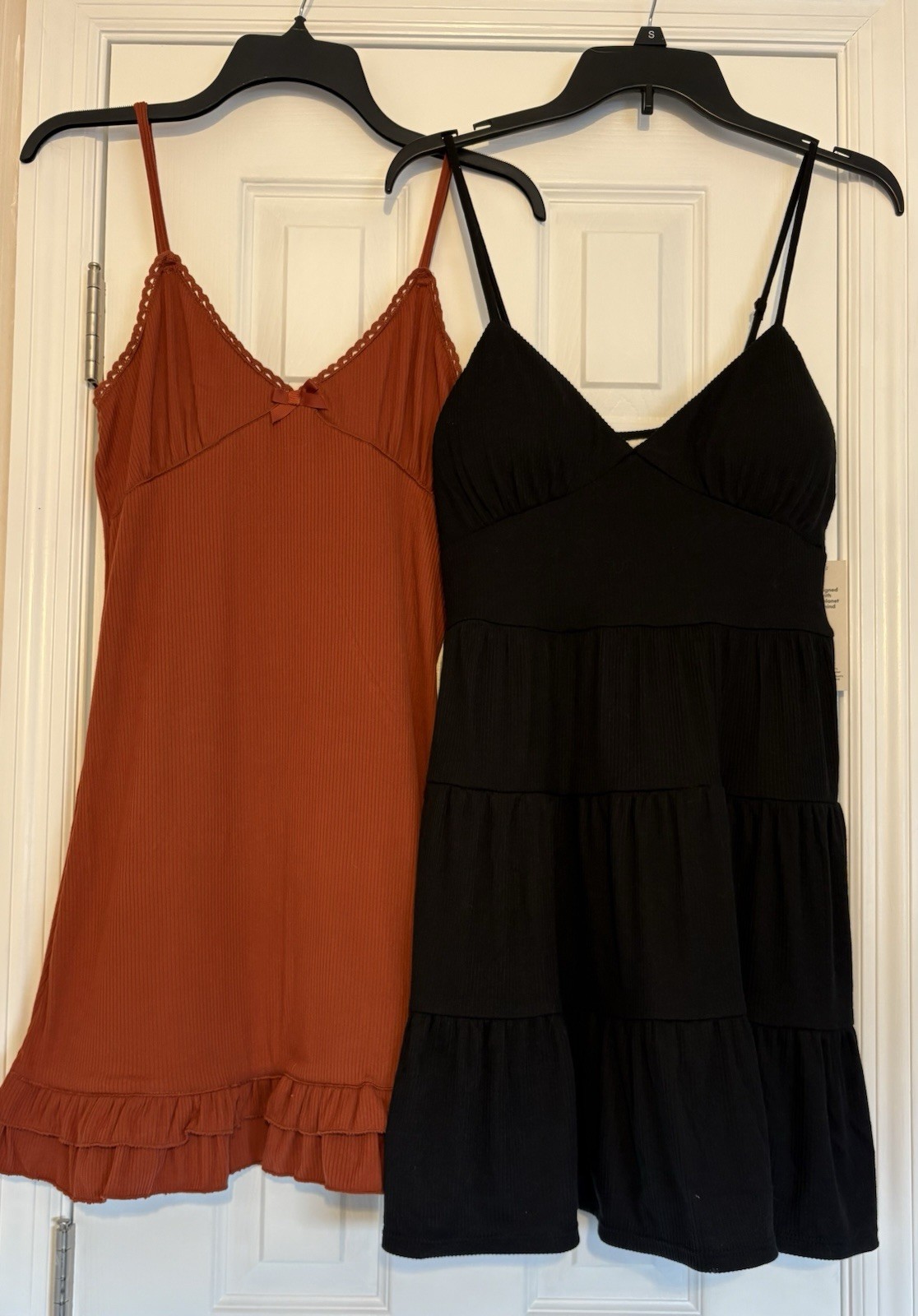 No Boundaries New Tired Ruffle Dress Lot Of 2 New Black Rust Small And Medium ^