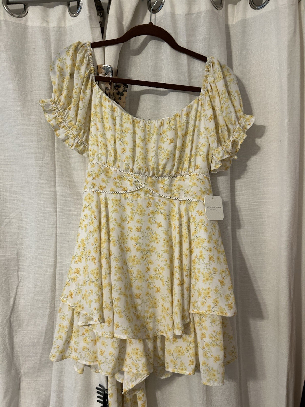 Altar’d State XL Yellow & White Floral Ruffle Mini romper Puff Sleeves