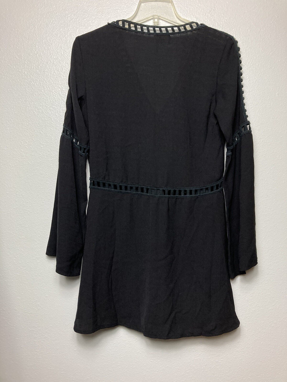 Tea & Cup Womens Black Cocktail Dress Bell Sleeve Cut Out Lined Sz Small A26