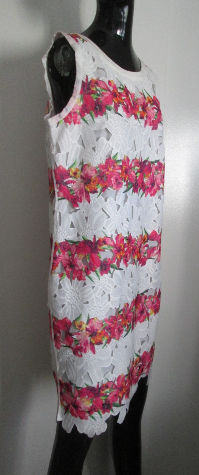 NWT Neiman Marcus Size L Cut-Out Lined Lace Floral Sheath Dress $240