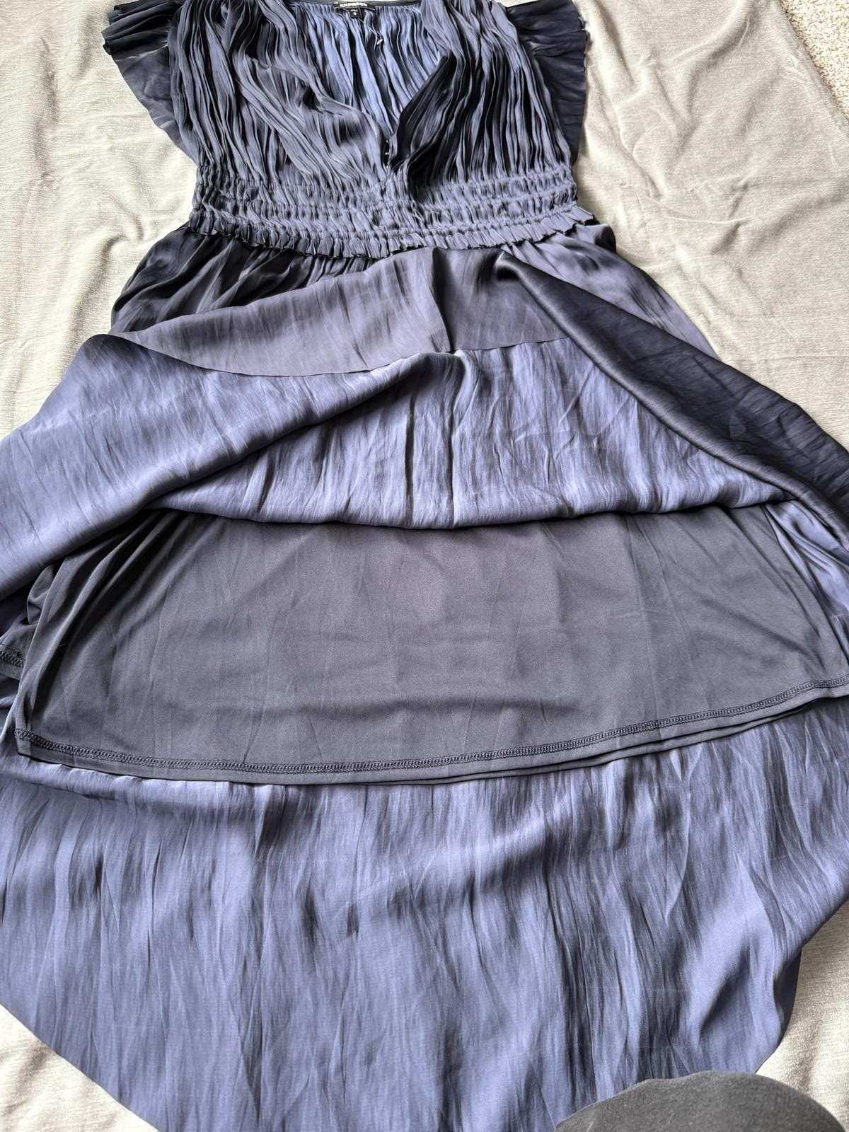 EXPRESS Womens Size Medium Pleated Dark Blue Navy Satin Dress 00813 Light Ocean