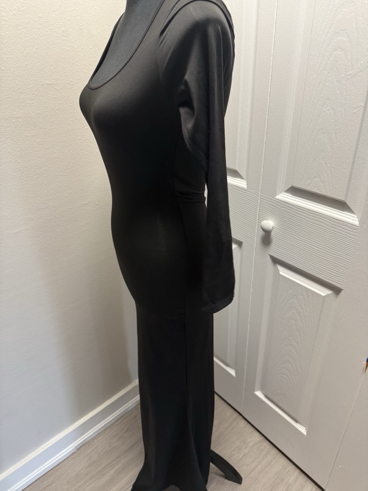 Black Solid Knit Stretch Bodycon Maxi Dress Scoop Neck Long Sleeve Size S
