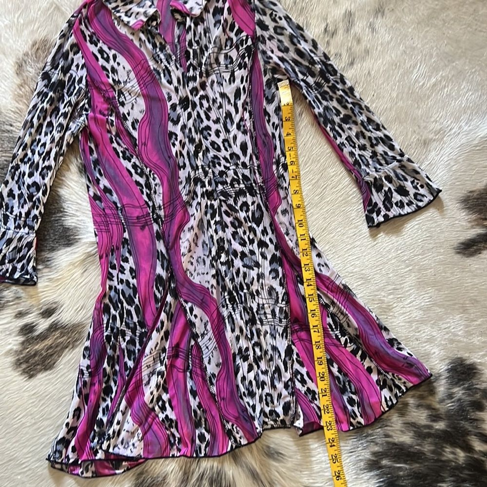 Mechant Collared Animal Print Soft Dress 3/4 Sleeve Size: Small
