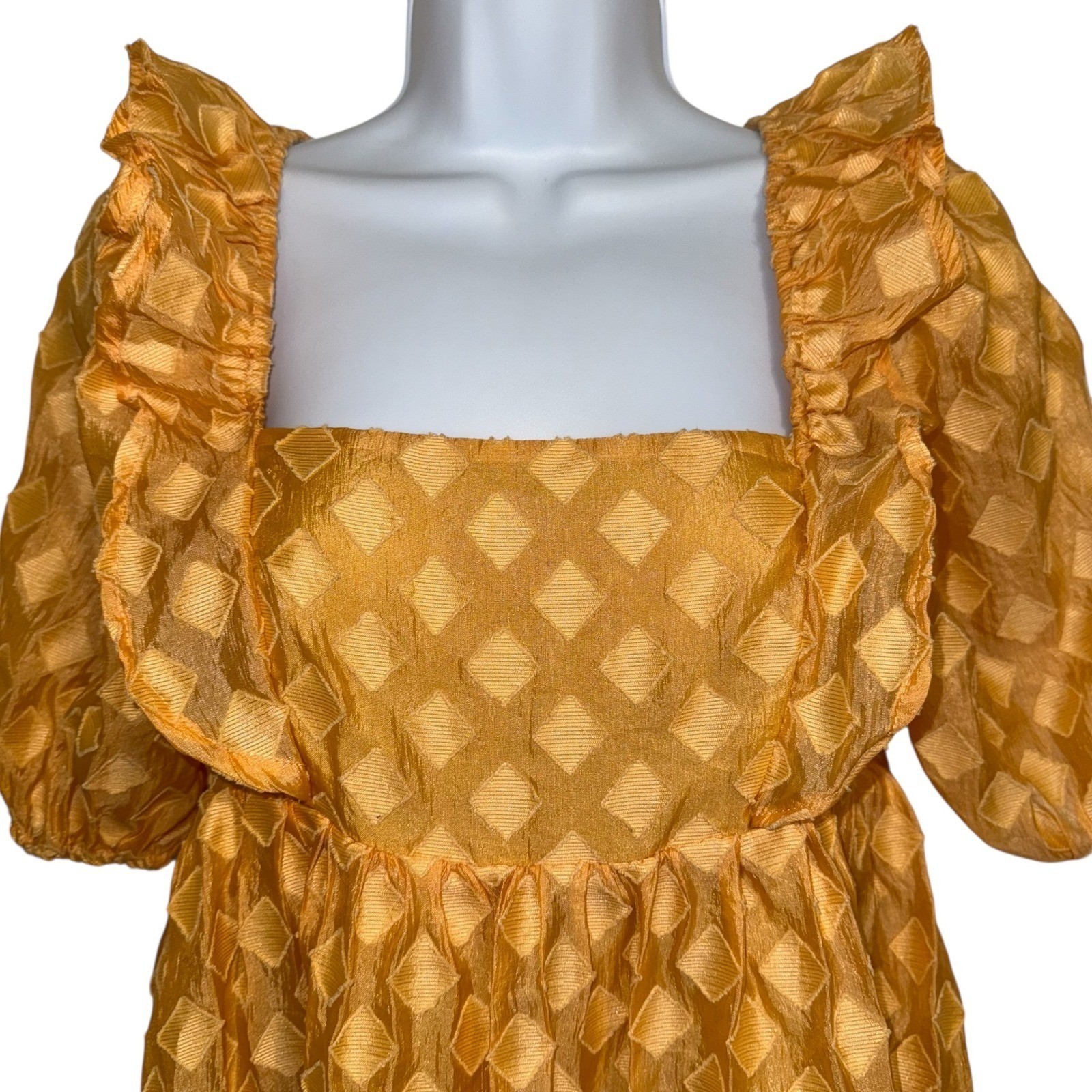 STORIA Unforgettable Golden Sunrise Textured Babydoll Dress Small
