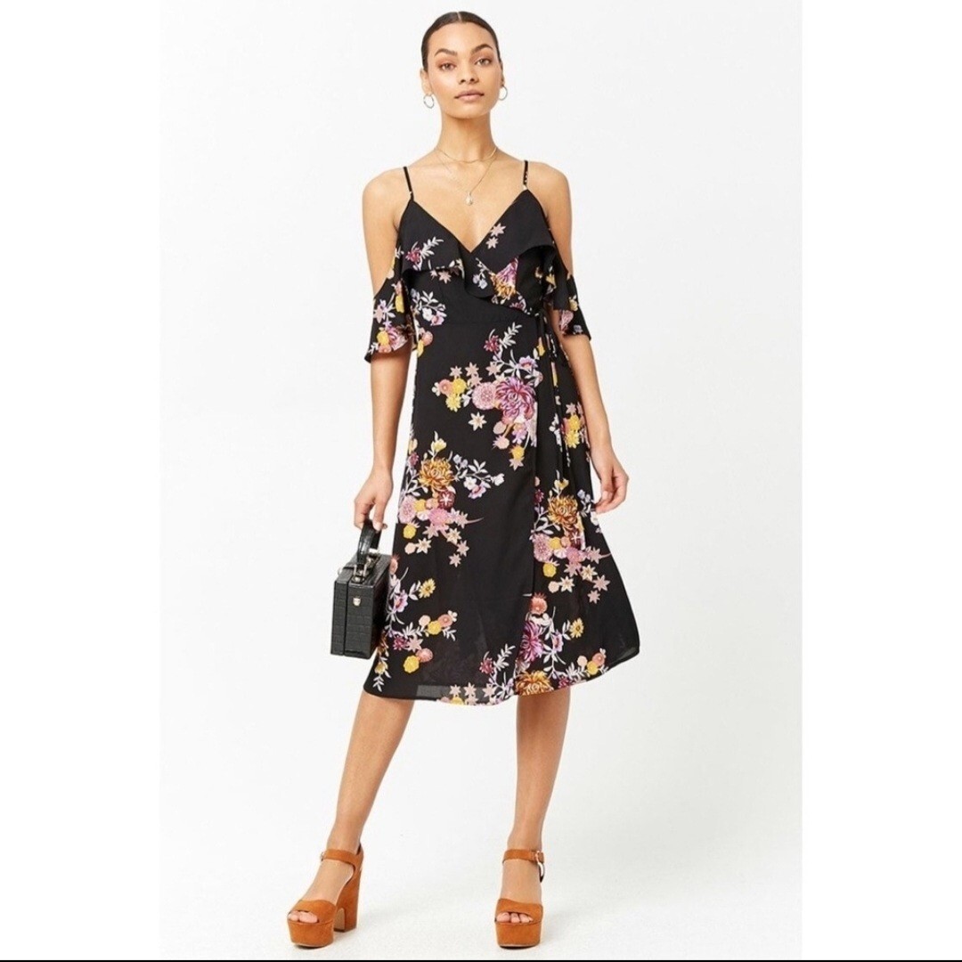 Forever 21 Black Tropical Floral Print Cold Shoulder Dress Size Small