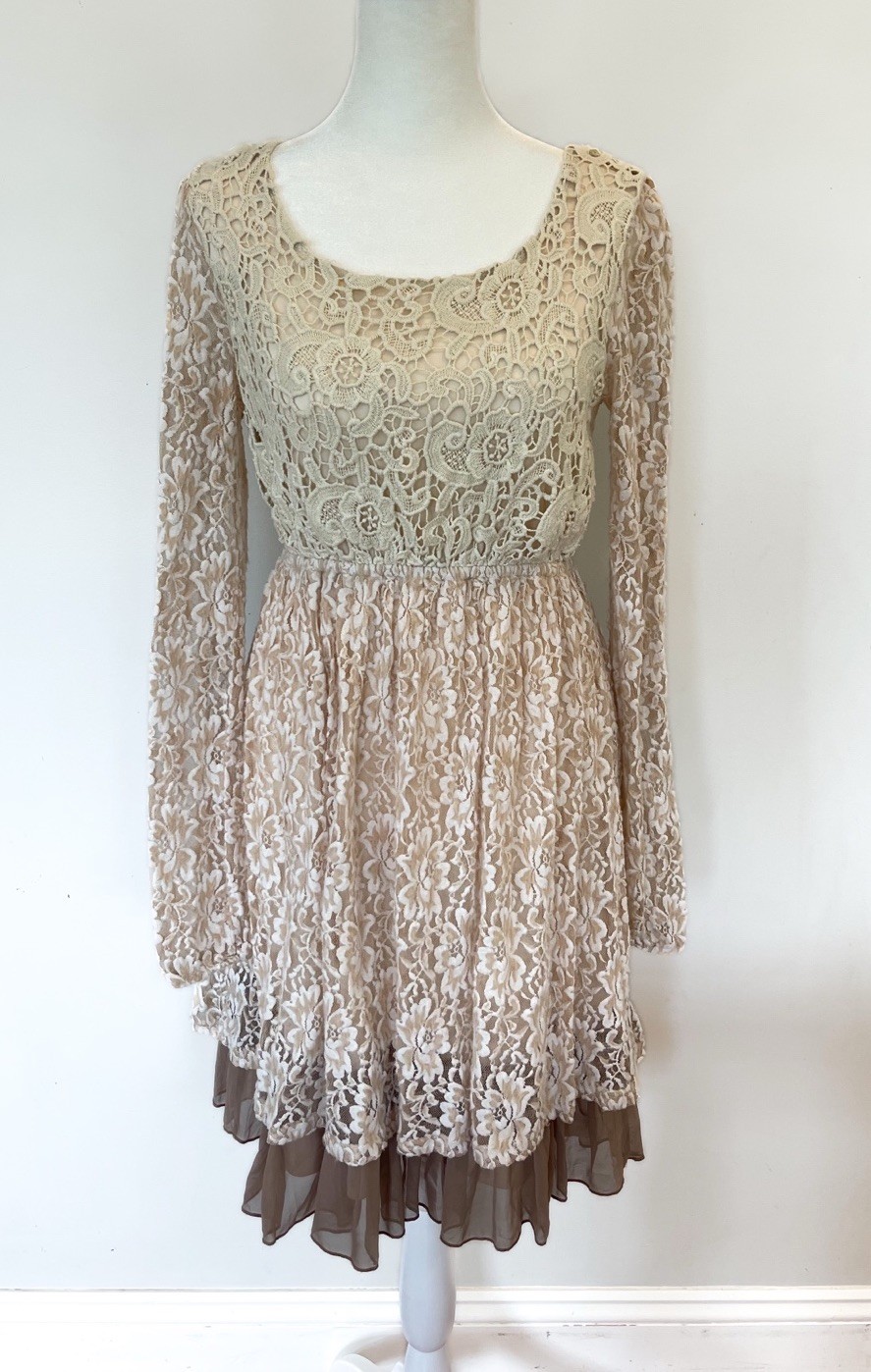Anthropologie A’Reve Cream & Tan Lace Boho Prairie Long Sleeve Dress Sz Small