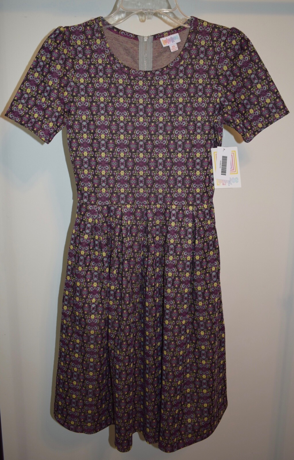 New LuLaRoe Dress Amelia Pleated A-Line Back Zipper Pockets Short Sleeve XS