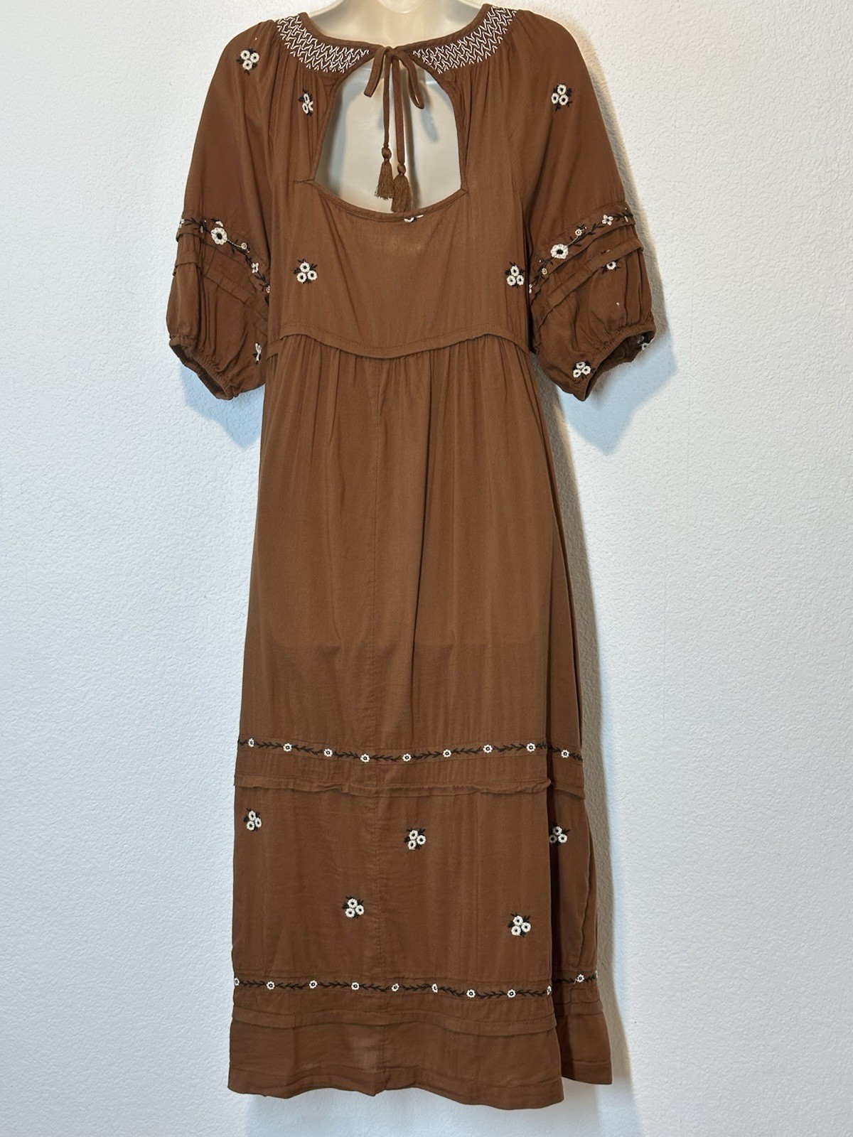 Old Navy Brown Midi Dress Embroidered Puff Sleeve Tiered Pockets Tie Back L Boho