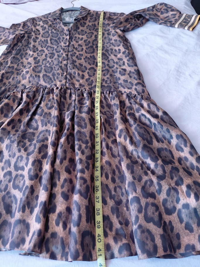 Carolina Herrera 100% silk Animal Print Brown Dress size US 14 L XL With Belt