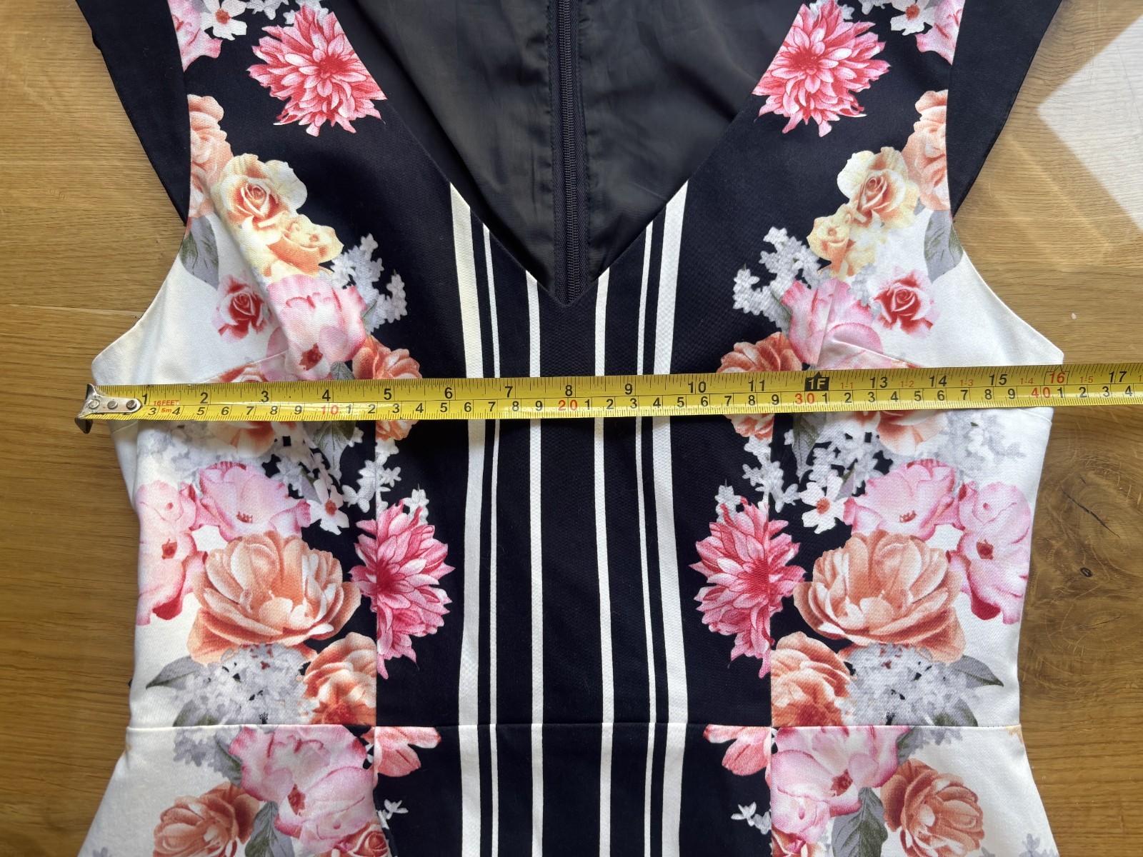 Oasis navy blue white pink floral v neck cap sleeve knee length dress 10