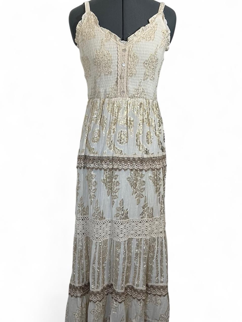 Me 2 Magic Ivory & Gold Boho Floral Maxi Dress Women’s Size Medium Cottagecore