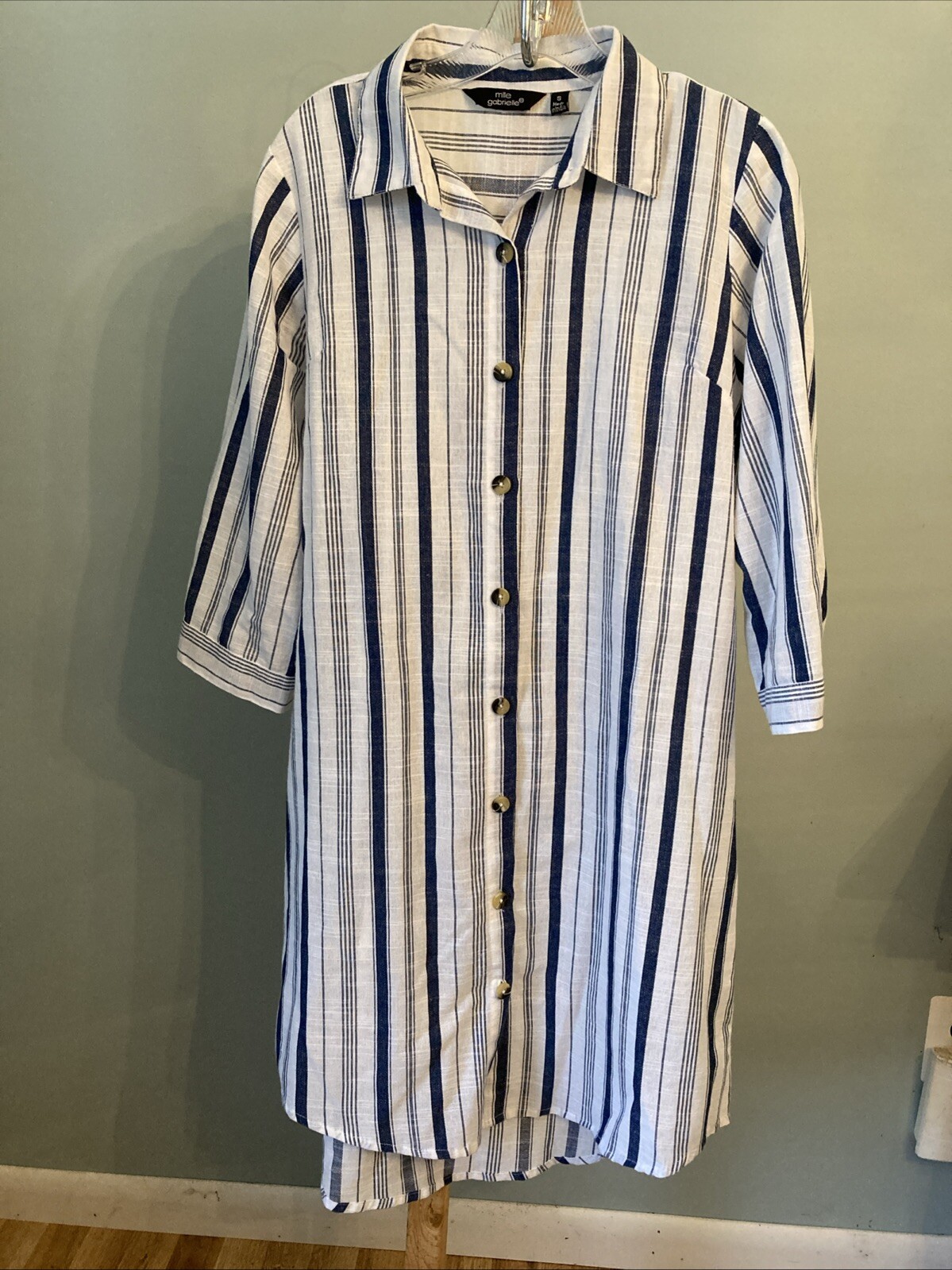 Mile gabrielle Blue and White Striped Shirt Dress Size Small Lightweight Button