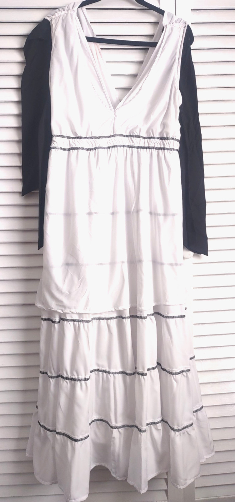 New Long WHITE TIERED DRESS Cover Up Black Shouder BOWS sz. XL Us Together