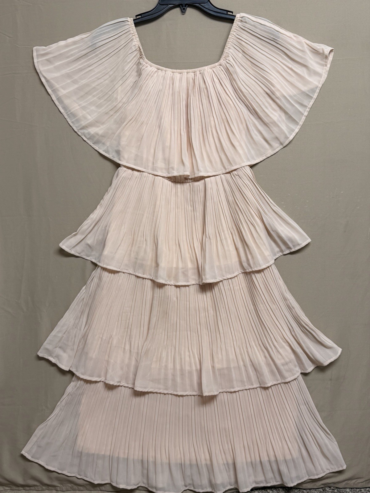 She+Sky Off The Shoulder Layered Midi Dress Pleated Tiered Ruffle Size-S Beige