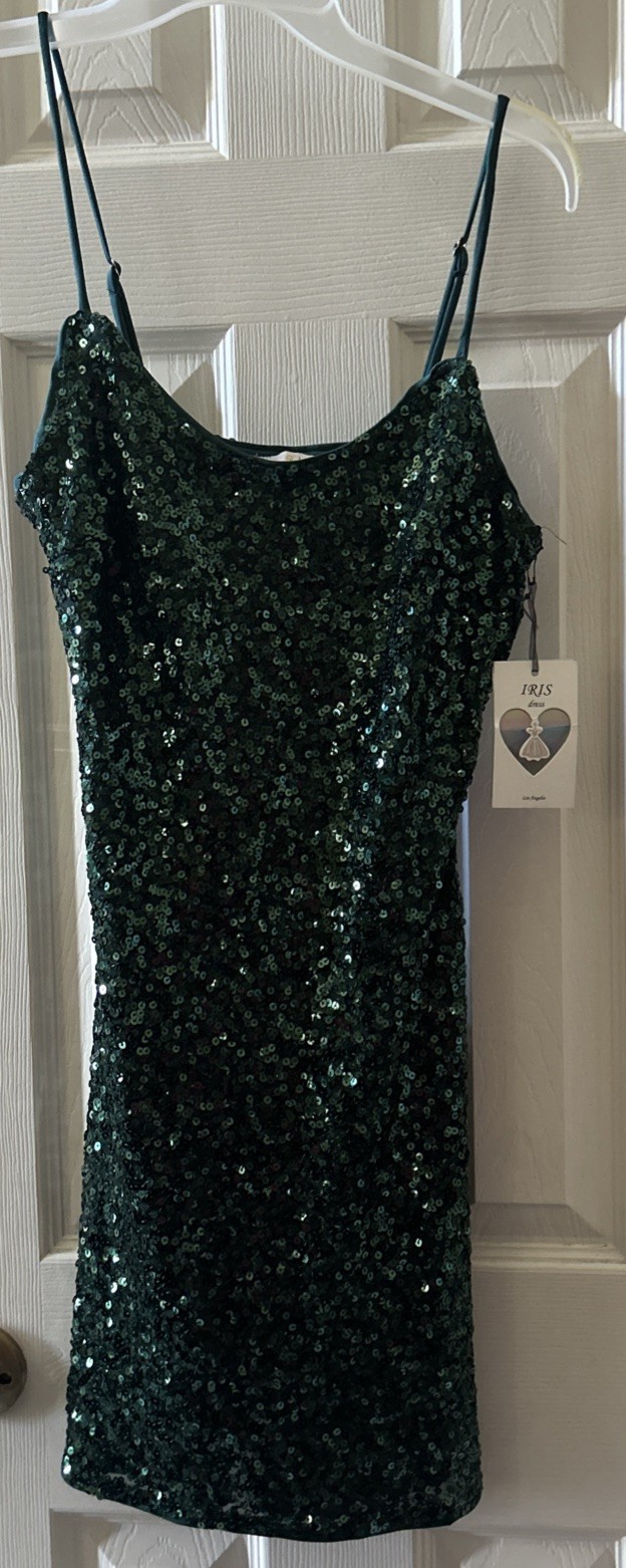 IRIS Women’s Medium Green Dress Adjustable Straps Sequin Spaghetti Strap