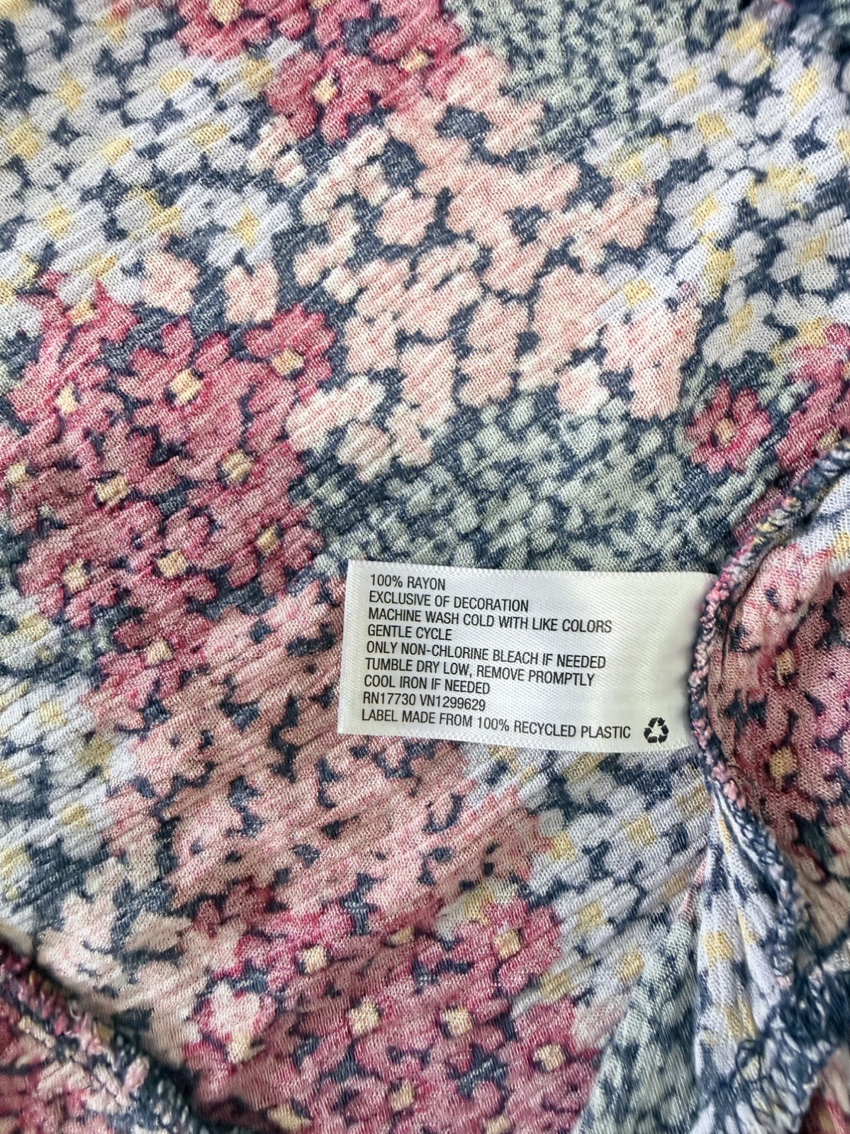 Knox Rose Medium 100% Rayon Button Flowy Midi Below Knee Dress Floral Red Size S