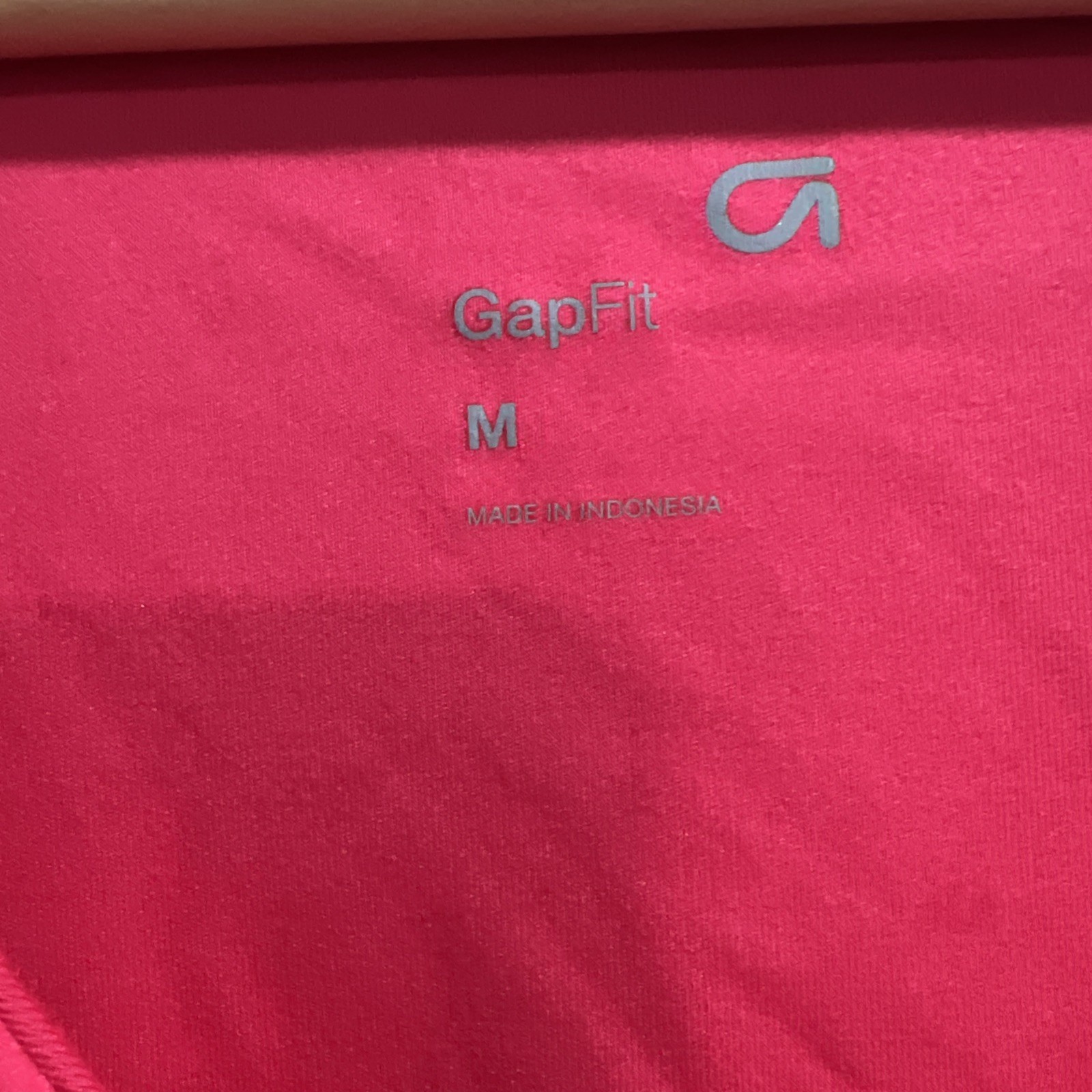 GapFit Active Dress Size Medium Red Bra Hidden Biker Shorts Pocket