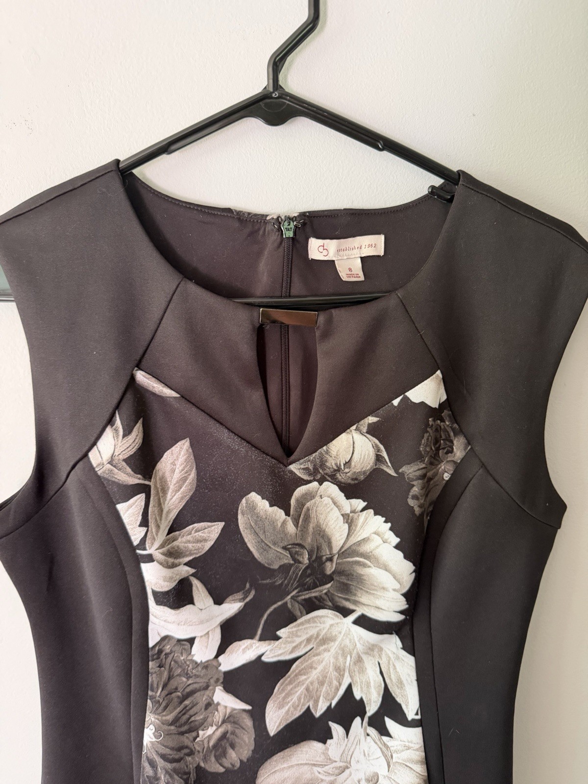 db established 1962 floral pattern black sheath dress women’s size 8