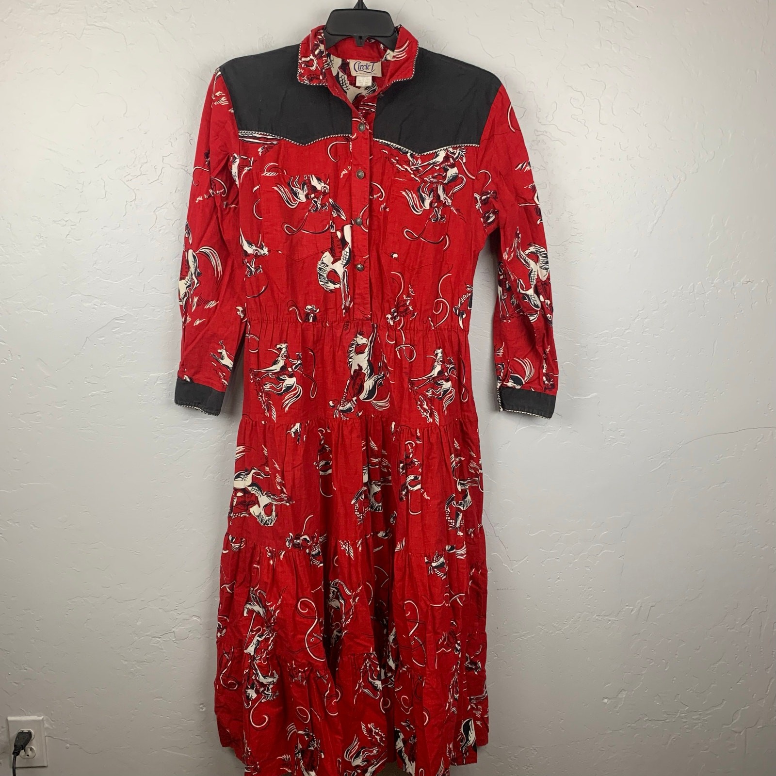 Vintage Circle T Rodeo Motif Midi Dress Size 16 Red Black Bronc Ride