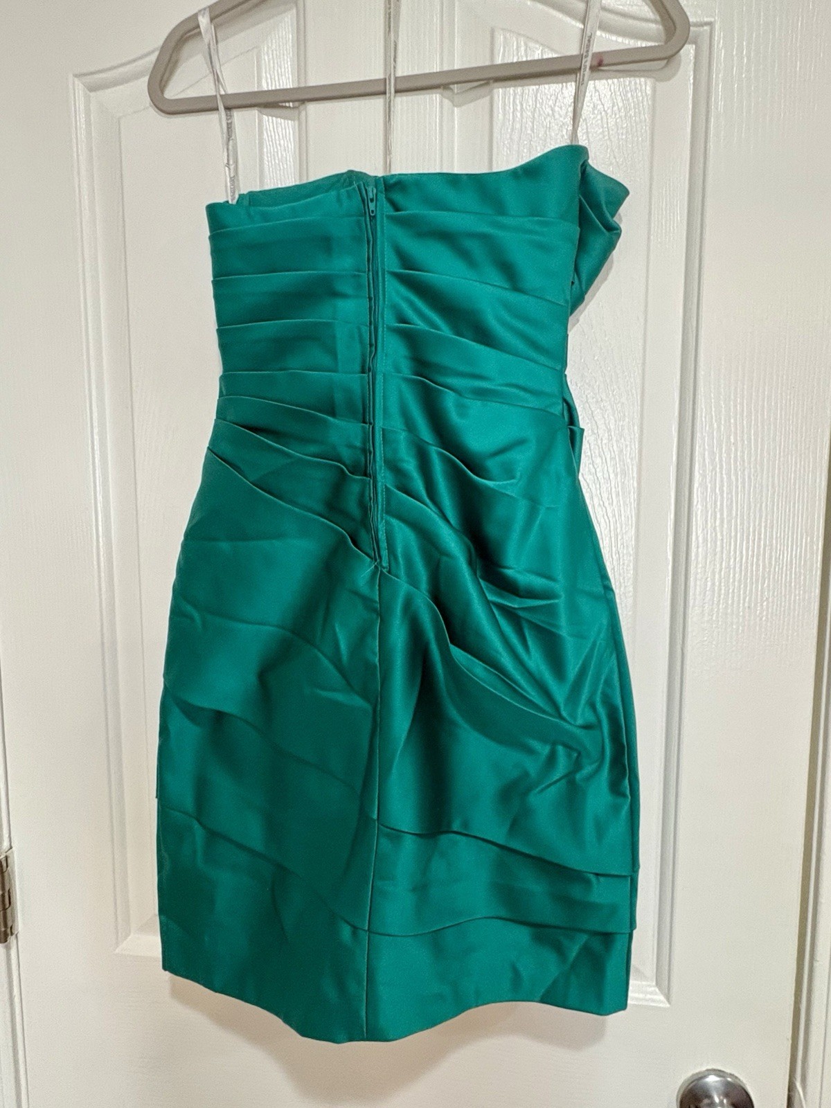 David’s Bridal Emerald Green Short Cocktail Dress Size 2 Ruched Strapless
