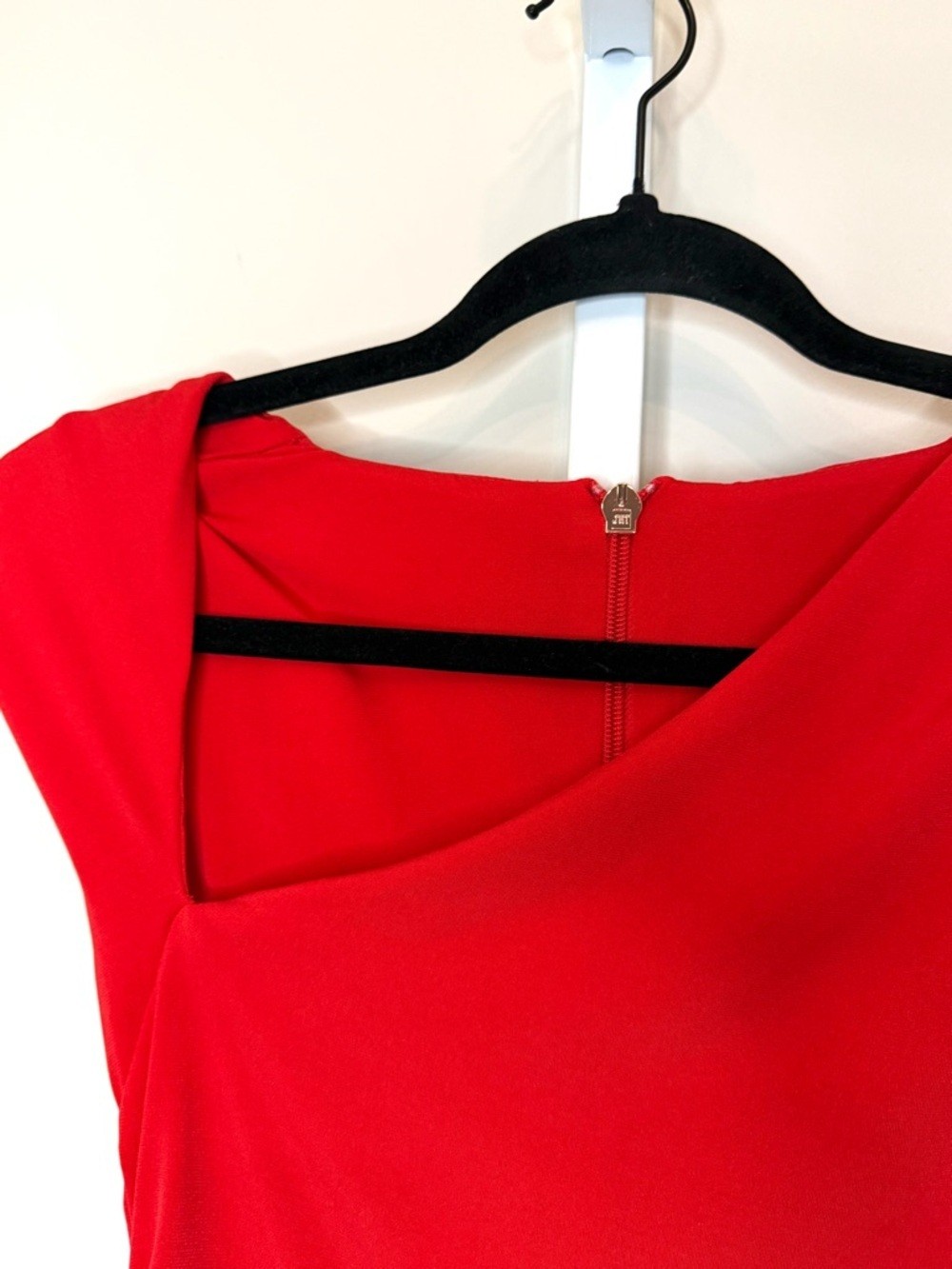 NWT Nookie Dakota Gathered Red Asymmetrical One-Shoulder Ruched Mini Dress