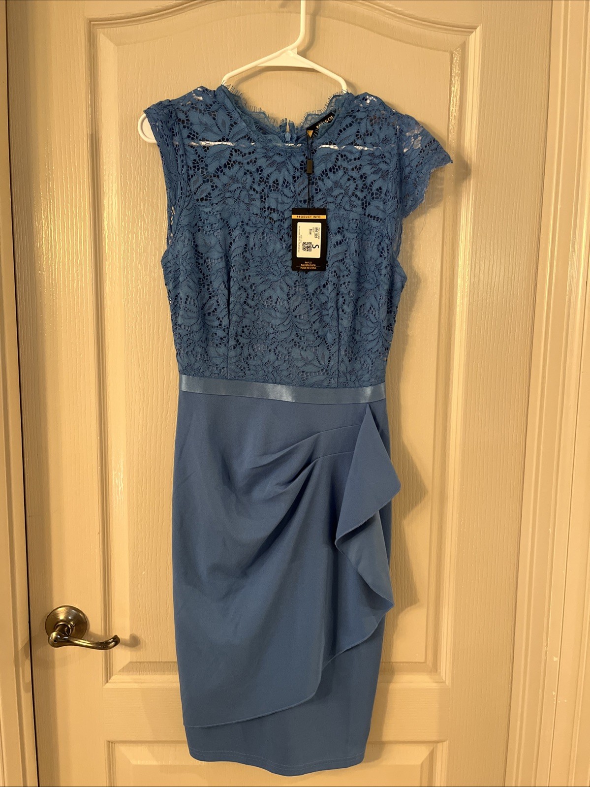 MIUSOL Fit Blue Dress Lace Top V-Neck Party Cocktail Dress Small New With Tag