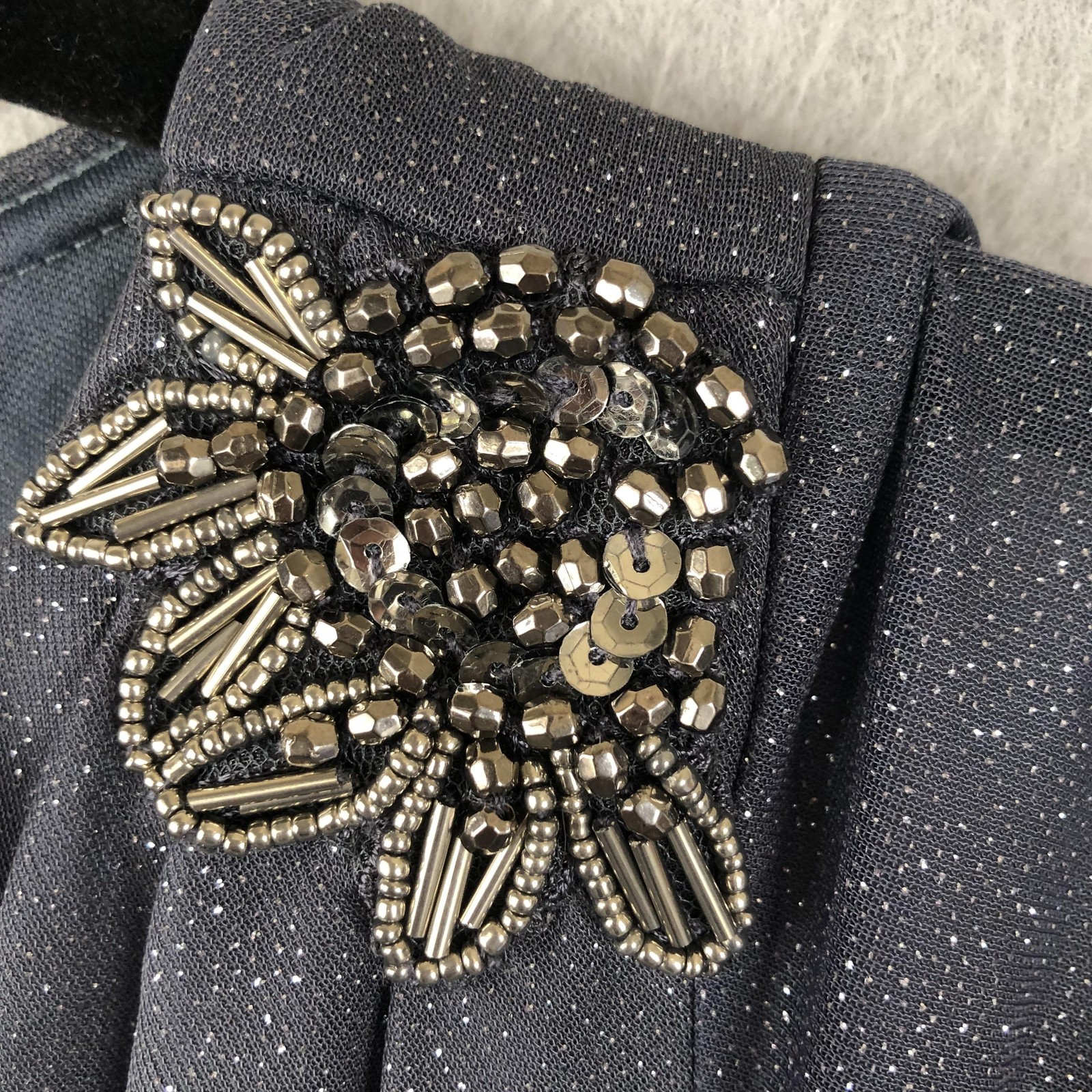 Party Dress Womens Size 6 Gray Silver Beaded Cape Overlay Sheath Cocktail Formal