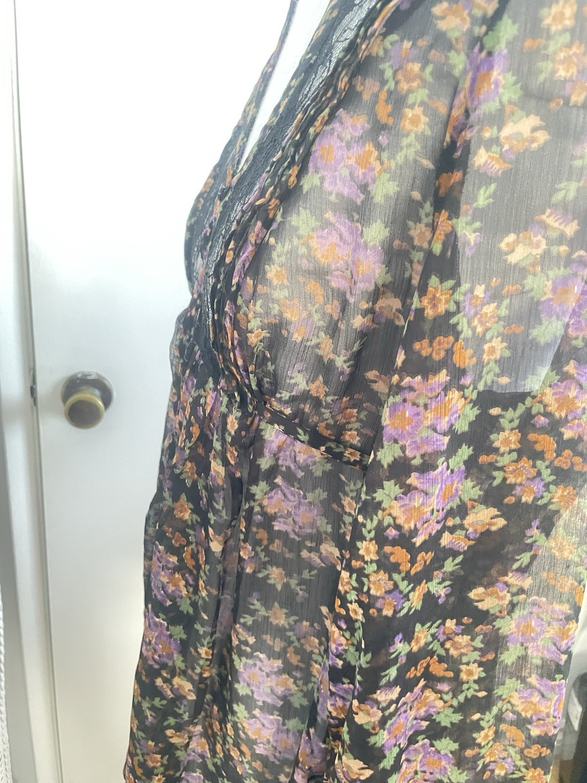 Buckle Daytrip Floral Sheer Tunic Mini Dress V-Neck 3/4 Sleeve