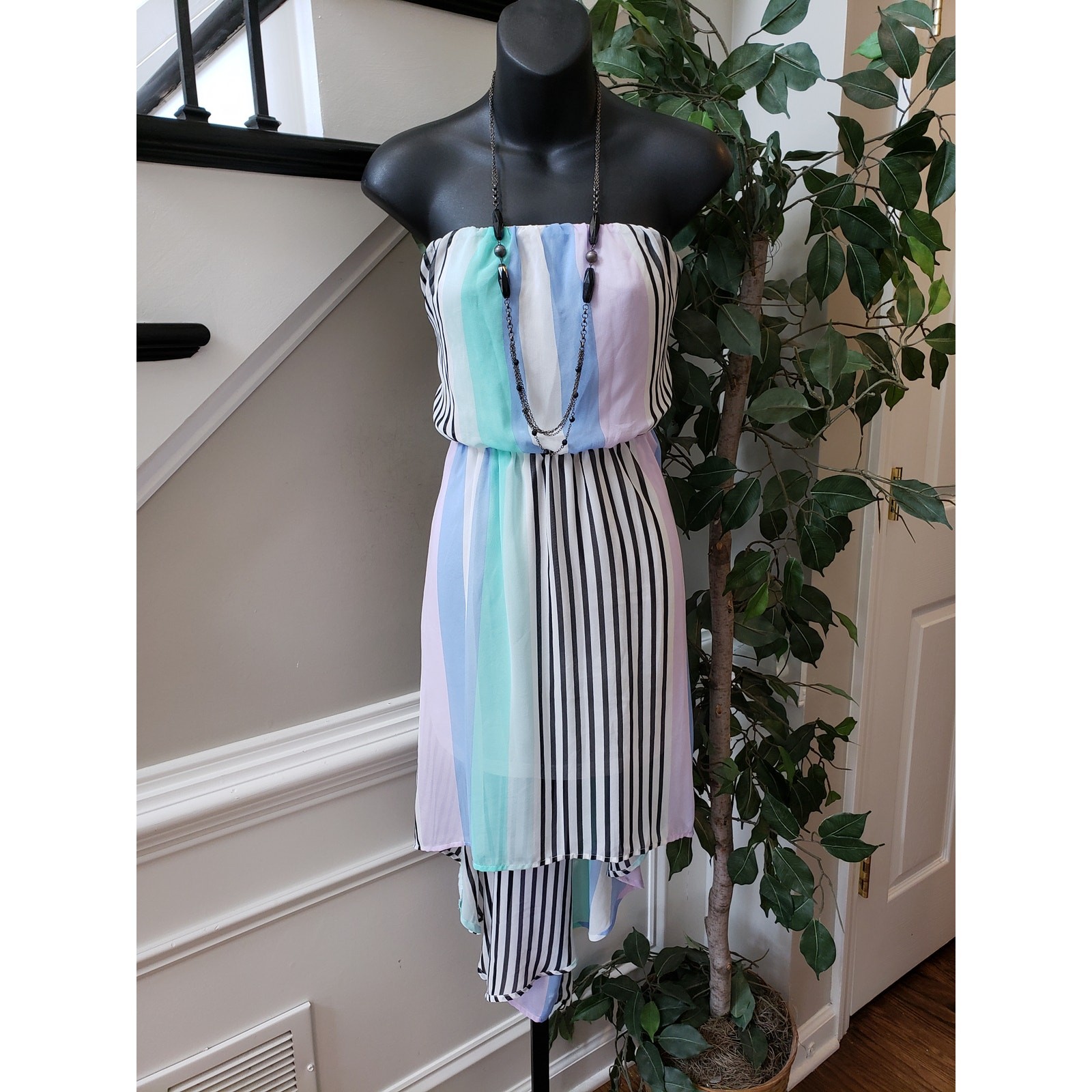 Iris Basic Fit & Flare Dress Women’s Medium White Black Striped Off The Shoulder