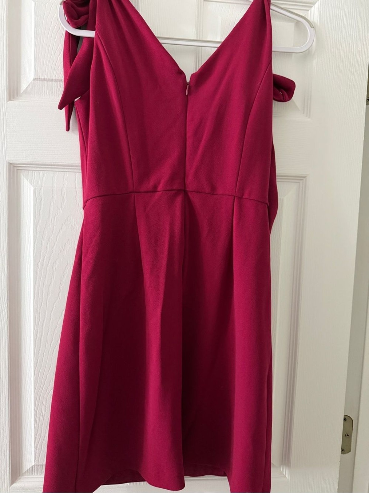 BCBGeneration Berry Bow Shoulder Cocktail Dress Wedding Guest Size 10