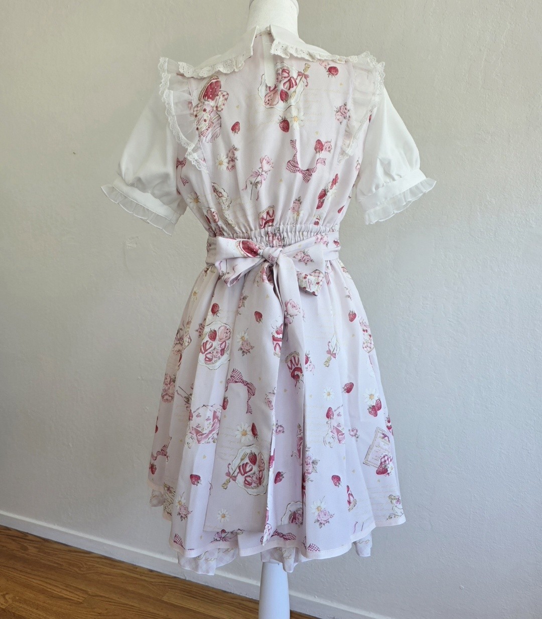 LIZ LISA Strawberry Tea Party Pink/White Patterned Women’s One-Piece Dress Japan