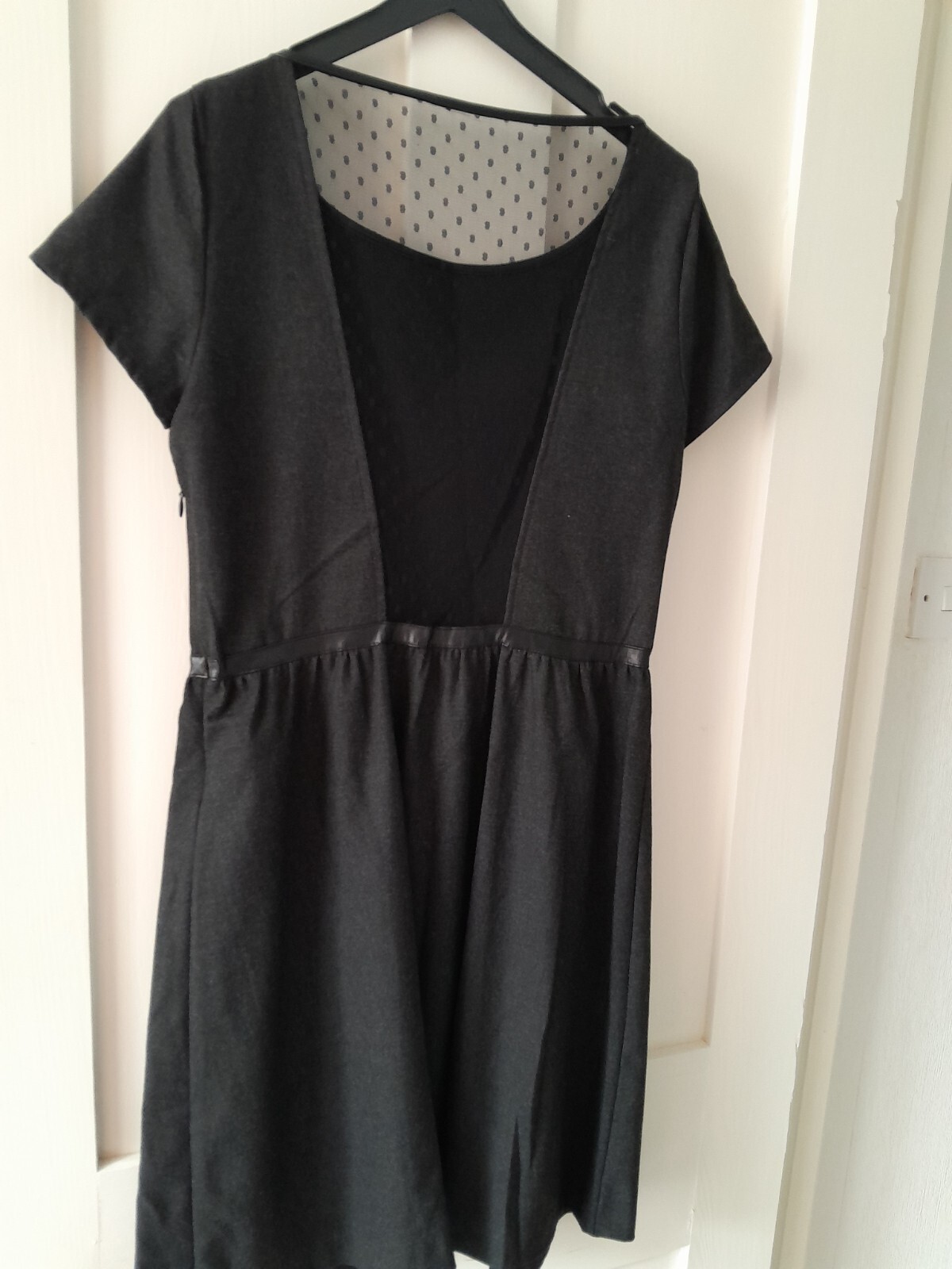 Ladies La Redoute Dark Grey/Black Lace Back Detail Dress Size 10 – Worn once